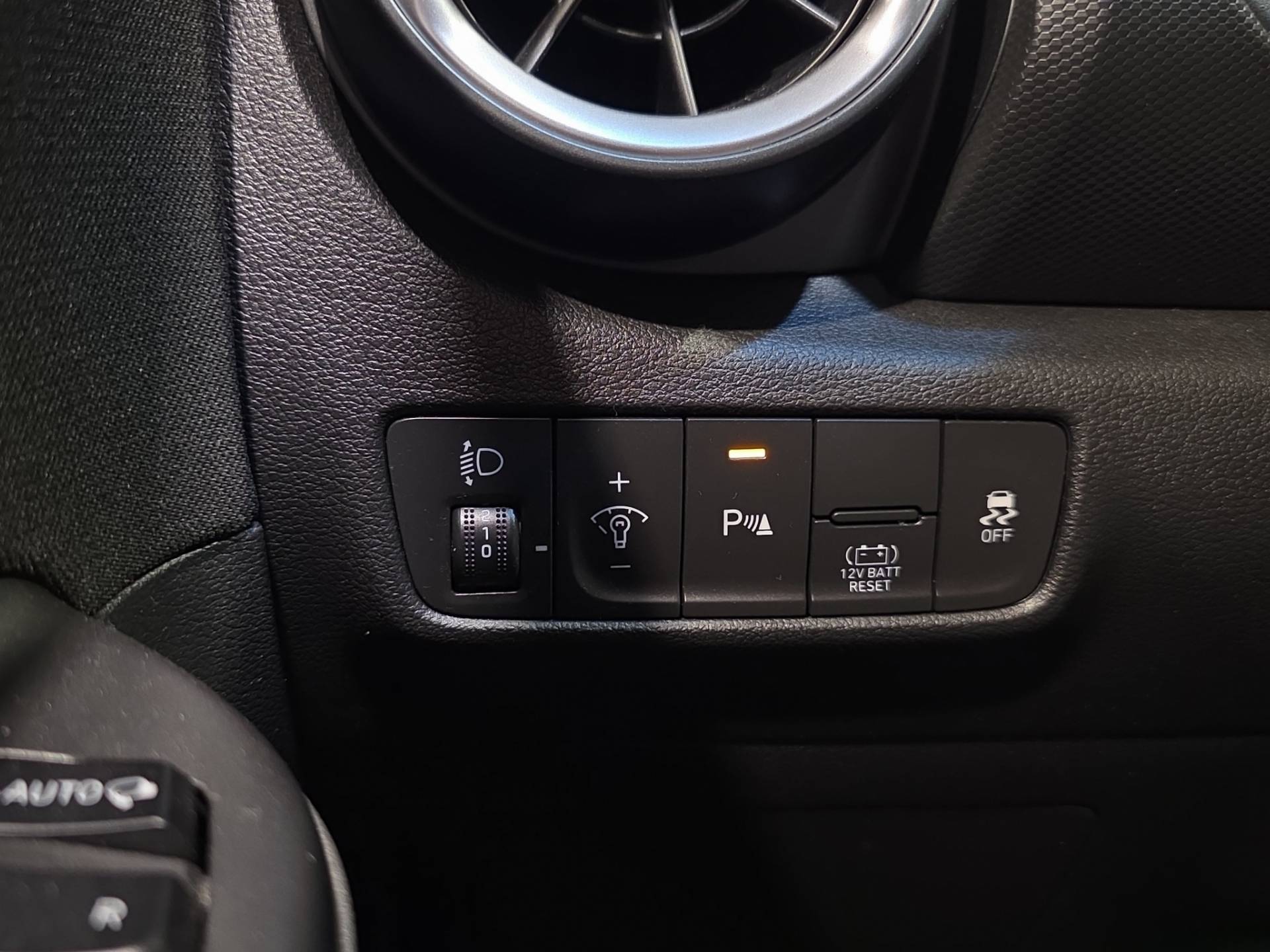 HYUNDAI Kona Kona 1.6 gdi hev Xline 2wd 141cv dct usata in pronta consegna - Brandini