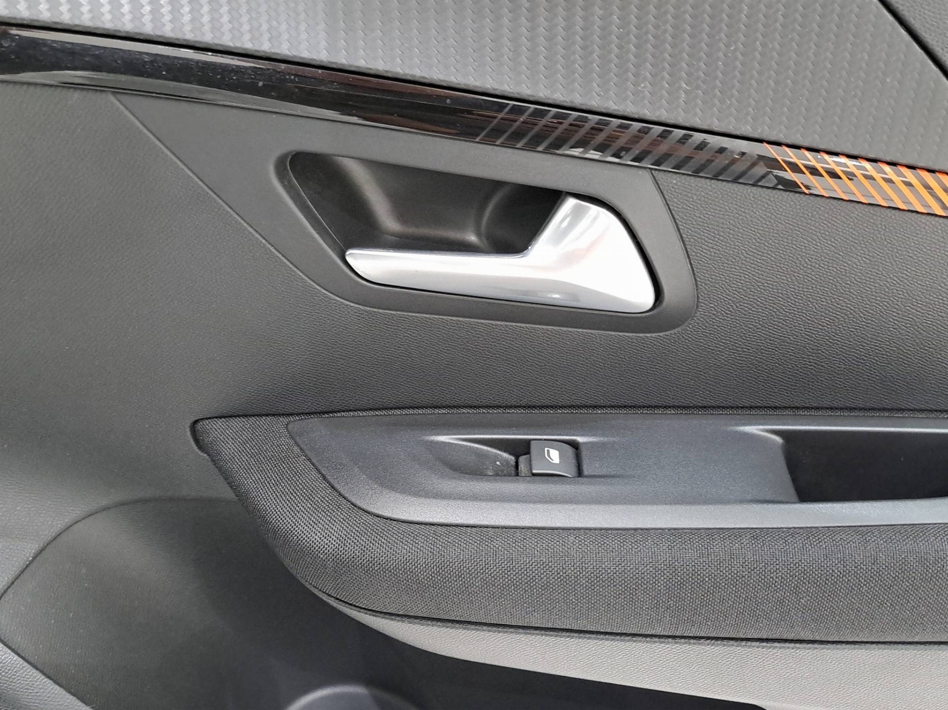 PEUGEOT 208 208 1.2 puretech Active Pack s&s 100cv usata in pronta consegna - Brandini