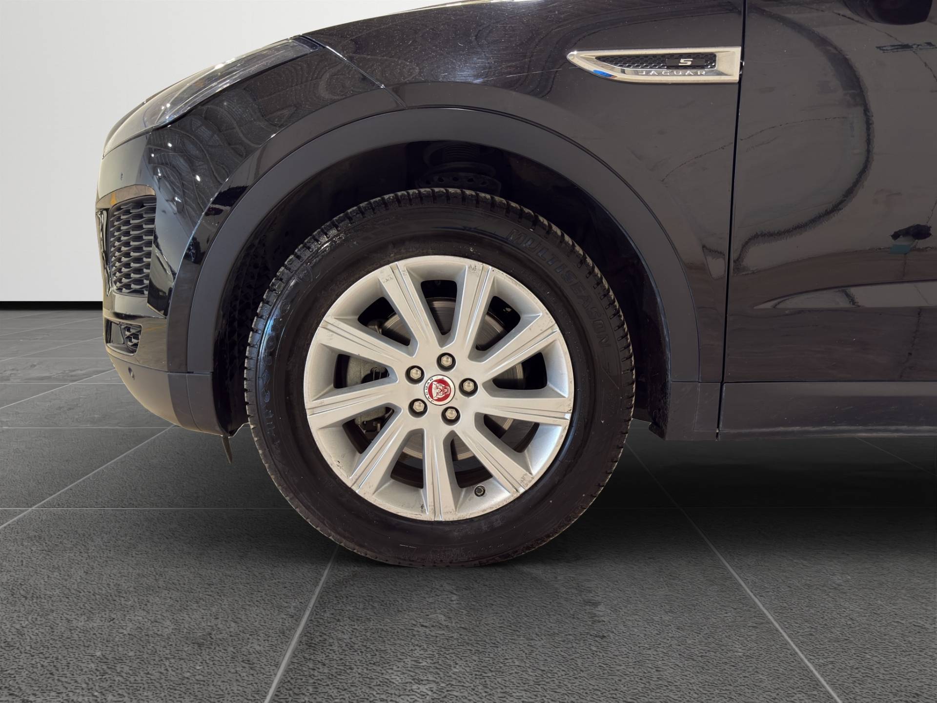 JAGUAR E-Pace E-Pace 2.0d i4 S awd 150cv auto my19 usata in pronta consegna - Brandini