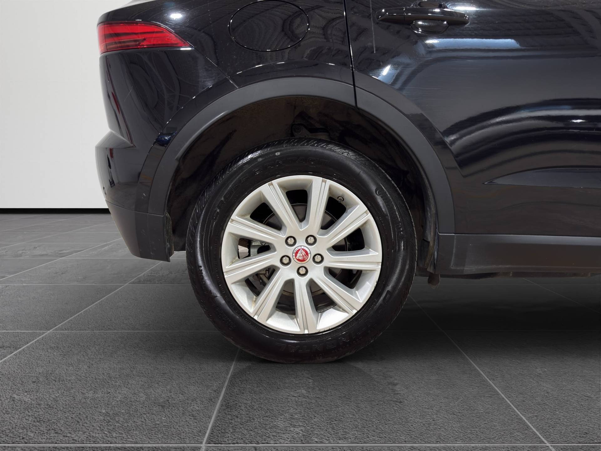 JAGUAR E-Pace E-Pace 2.0d i4 S awd 150cv auto my19 usata in pronta consegna - Brandini