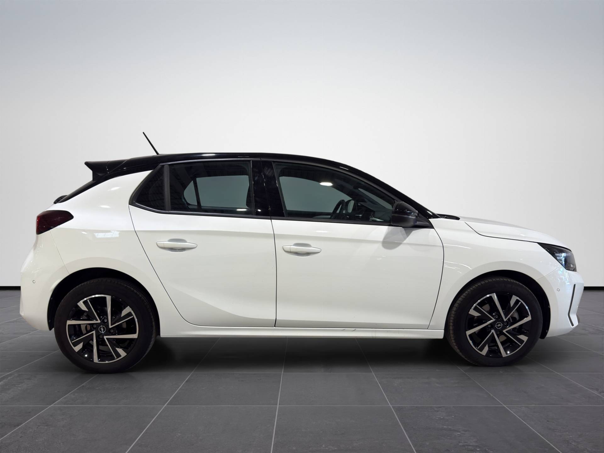 OPEL Corsa Corsa 1.2 hybrid GS 100cv dct6 usata in pronta consegna - Brandini