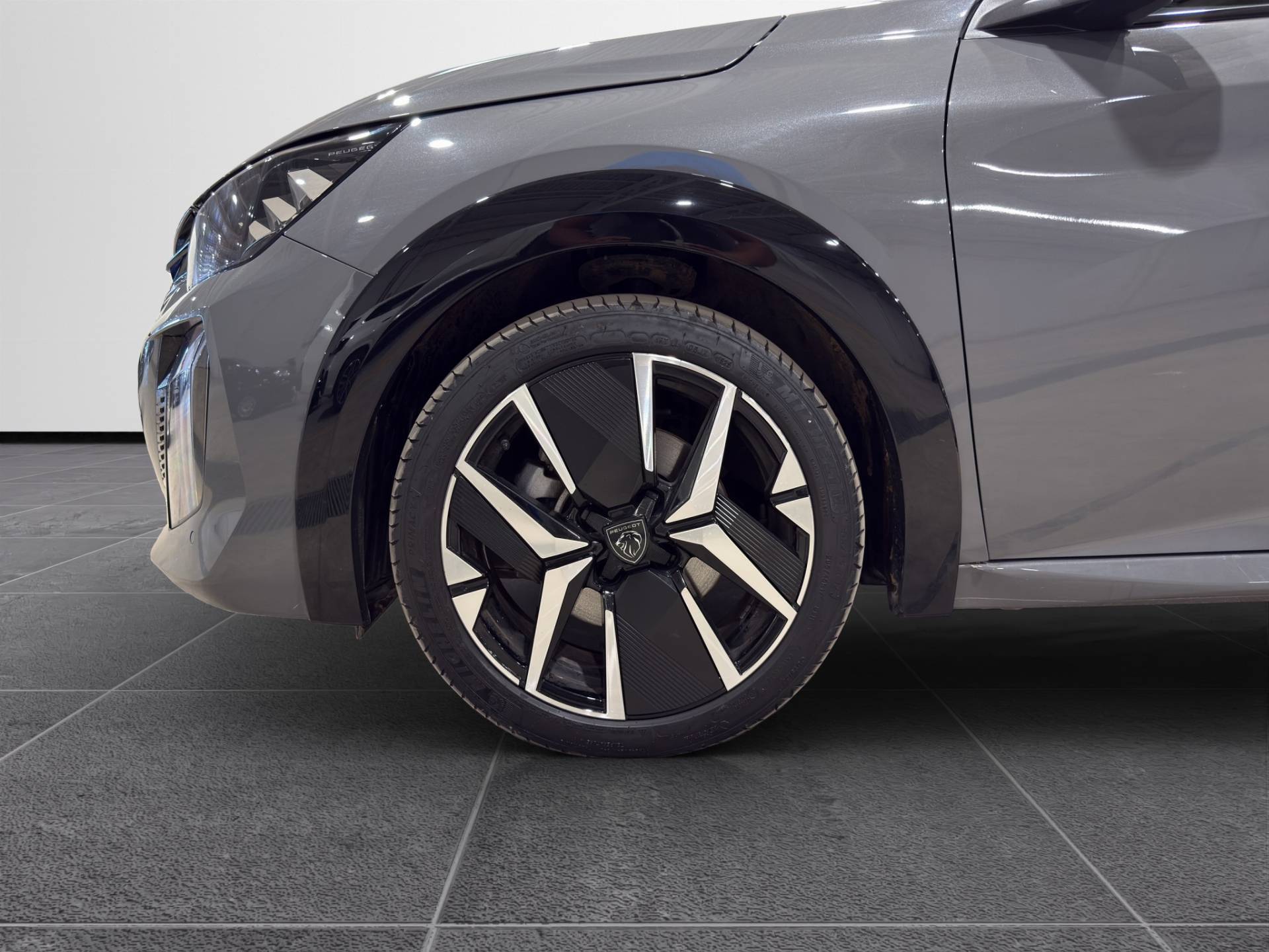 PEUGEOT 208 208 1.2 hybrid GT 136cv e-dcs 6 usata in pronta consegna - Brandini