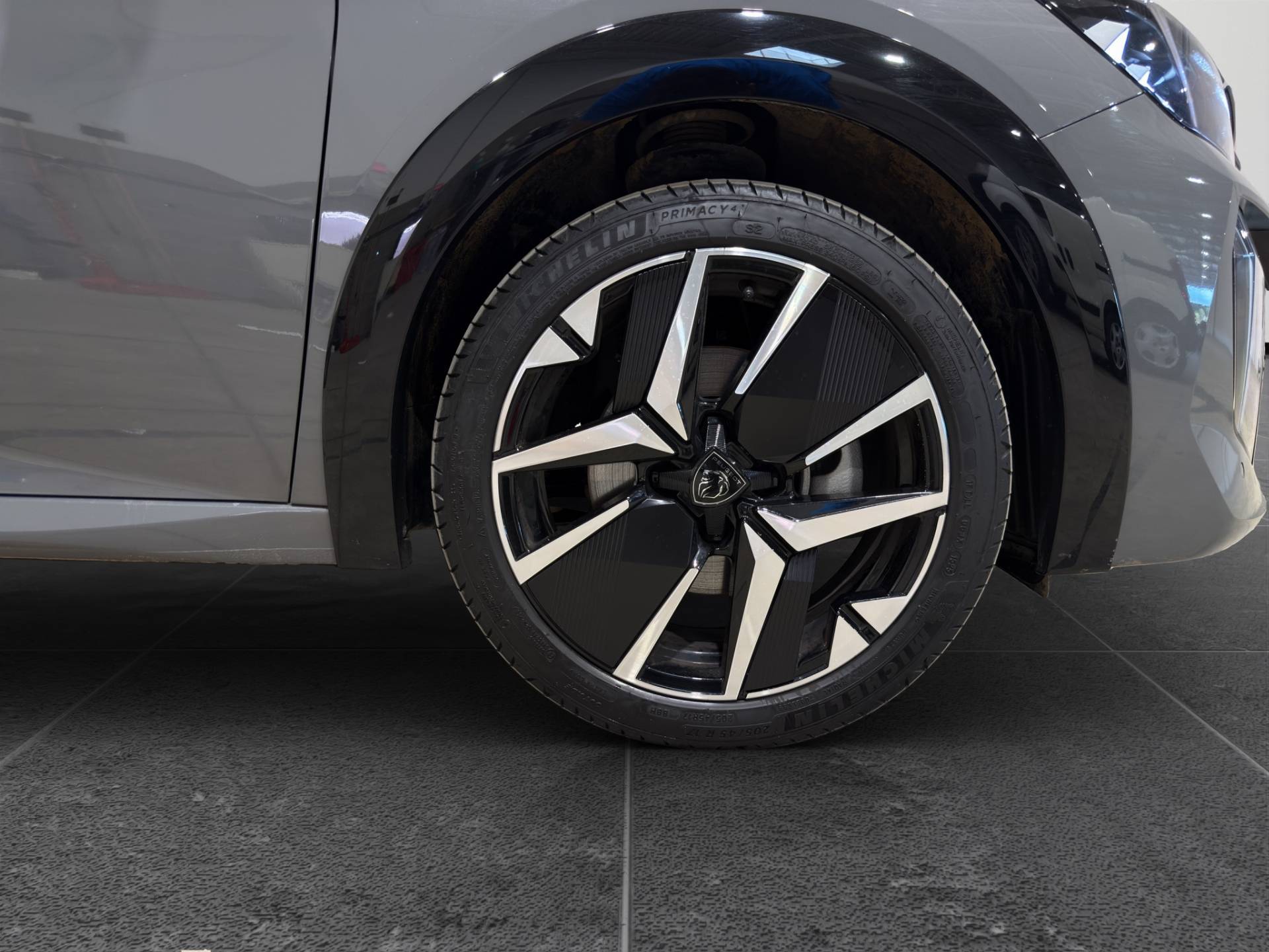PEUGEOT 208 208 1.2 hybrid GT 136cv e-dcs 6 usata in pronta consegna - Brandini