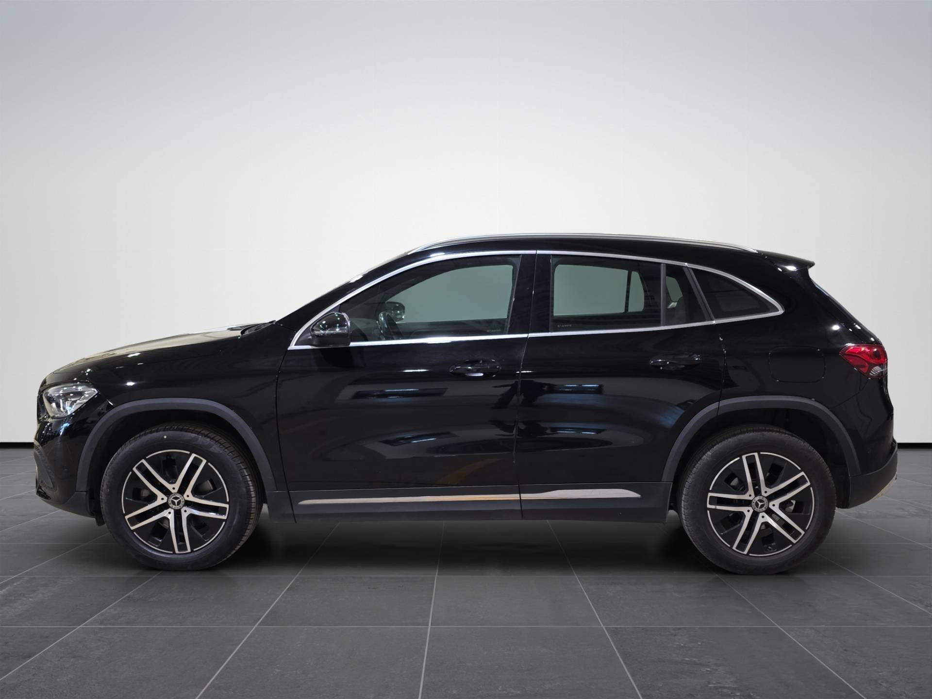 MERCEDES GLA GLA 180 d Sport auto usata in pronta consegna - Brandini