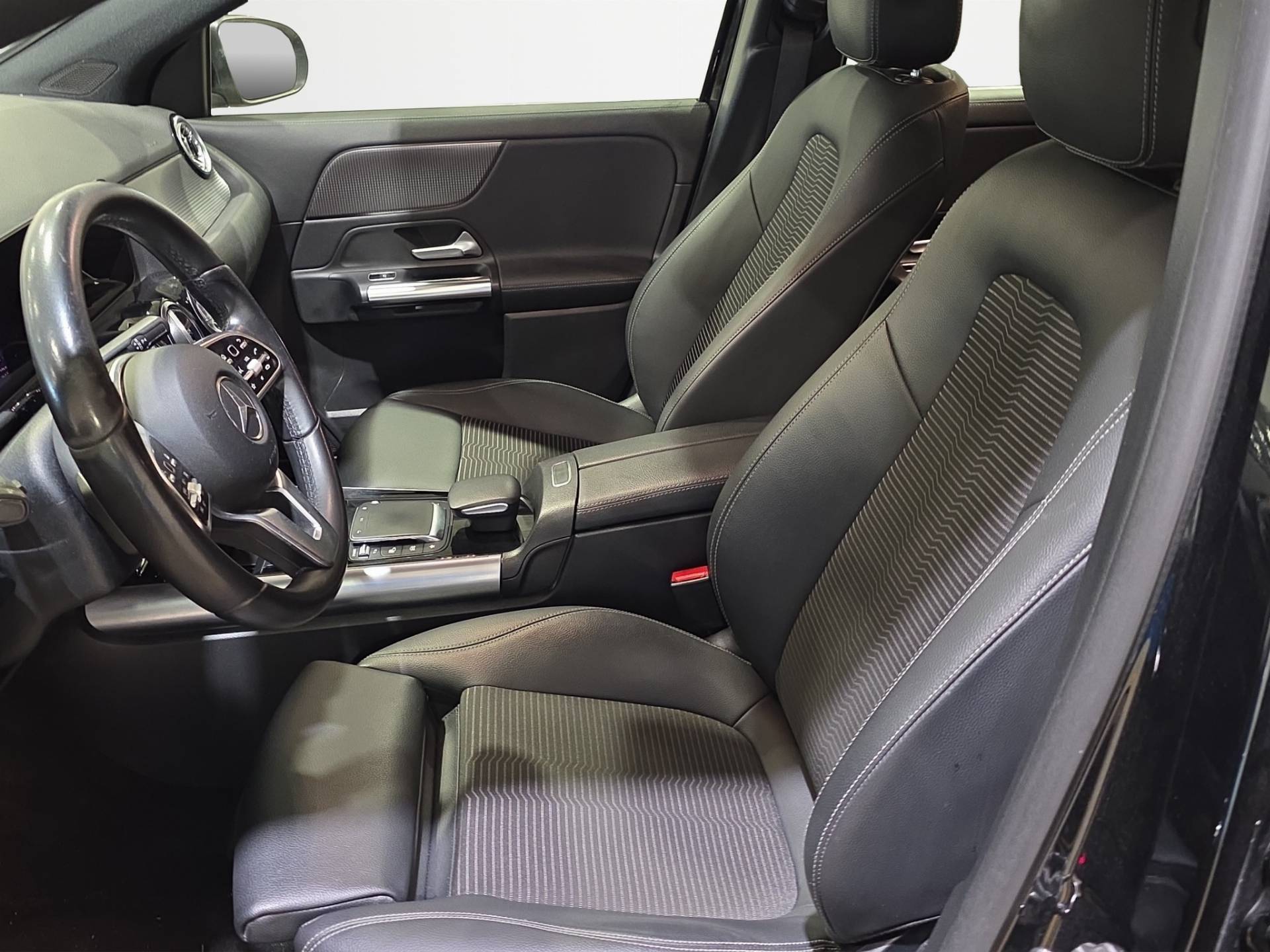 MERCEDES GLA GLA 180 d Sport auto usata in pronta consegna - Brandini