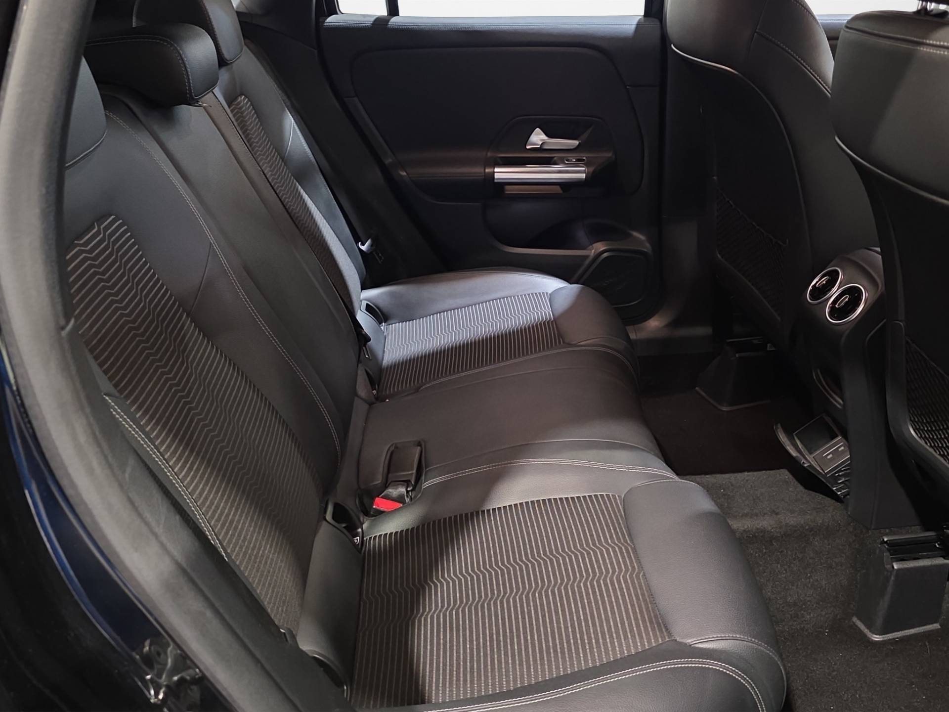 MERCEDES GLA GLA 180 d Sport auto usata in pronta consegna - Brandini