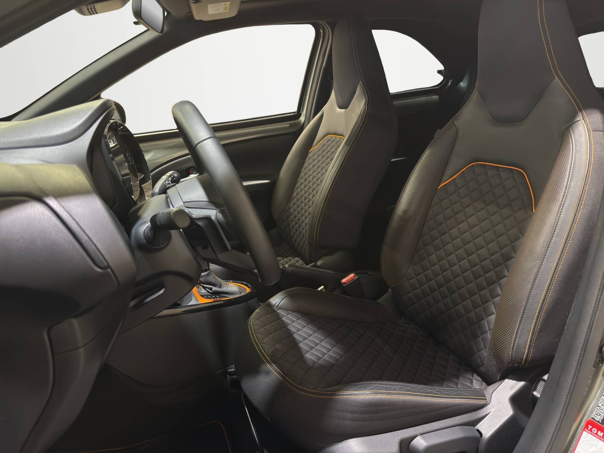 Auto Venduta - TOYOTA Aygo Aygo X 1.0 Limited Air 72cv s-cvt usata in pronta consegna - Brandini