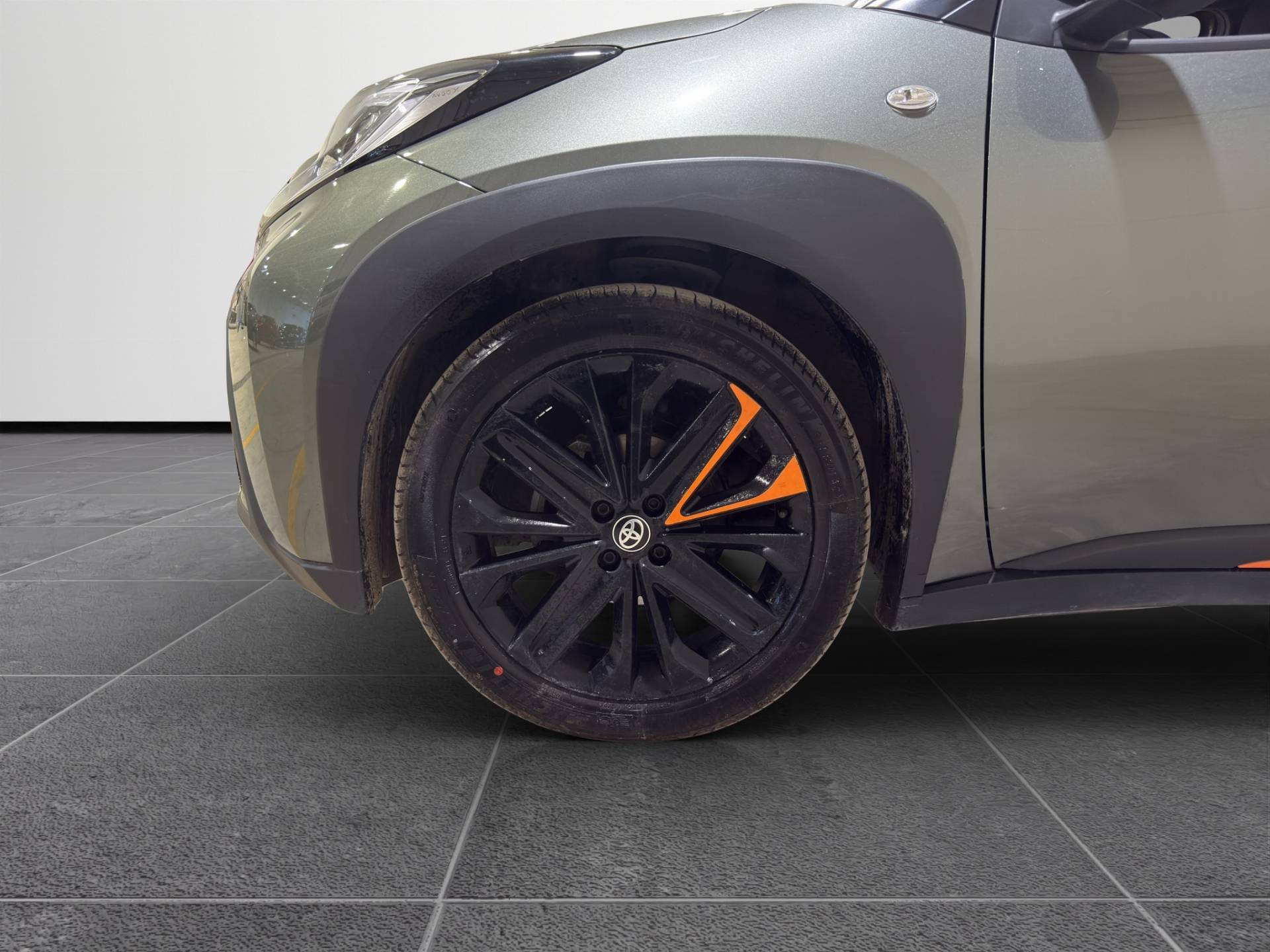 Auto Venduta - TOYOTA Aygo Aygo X 1.0 Limited Air 72cv s-cvt usata in pronta consegna - Brandini