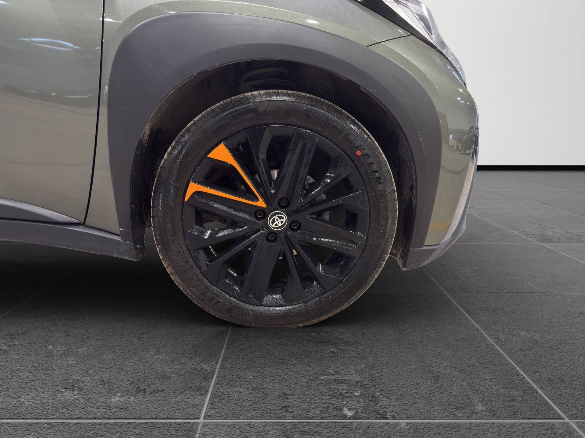 Auto Venduta - TOYOTA Aygo Aygo X 1.0 Limited Air 72cv s-cvt usata in pronta consegna - Brandini