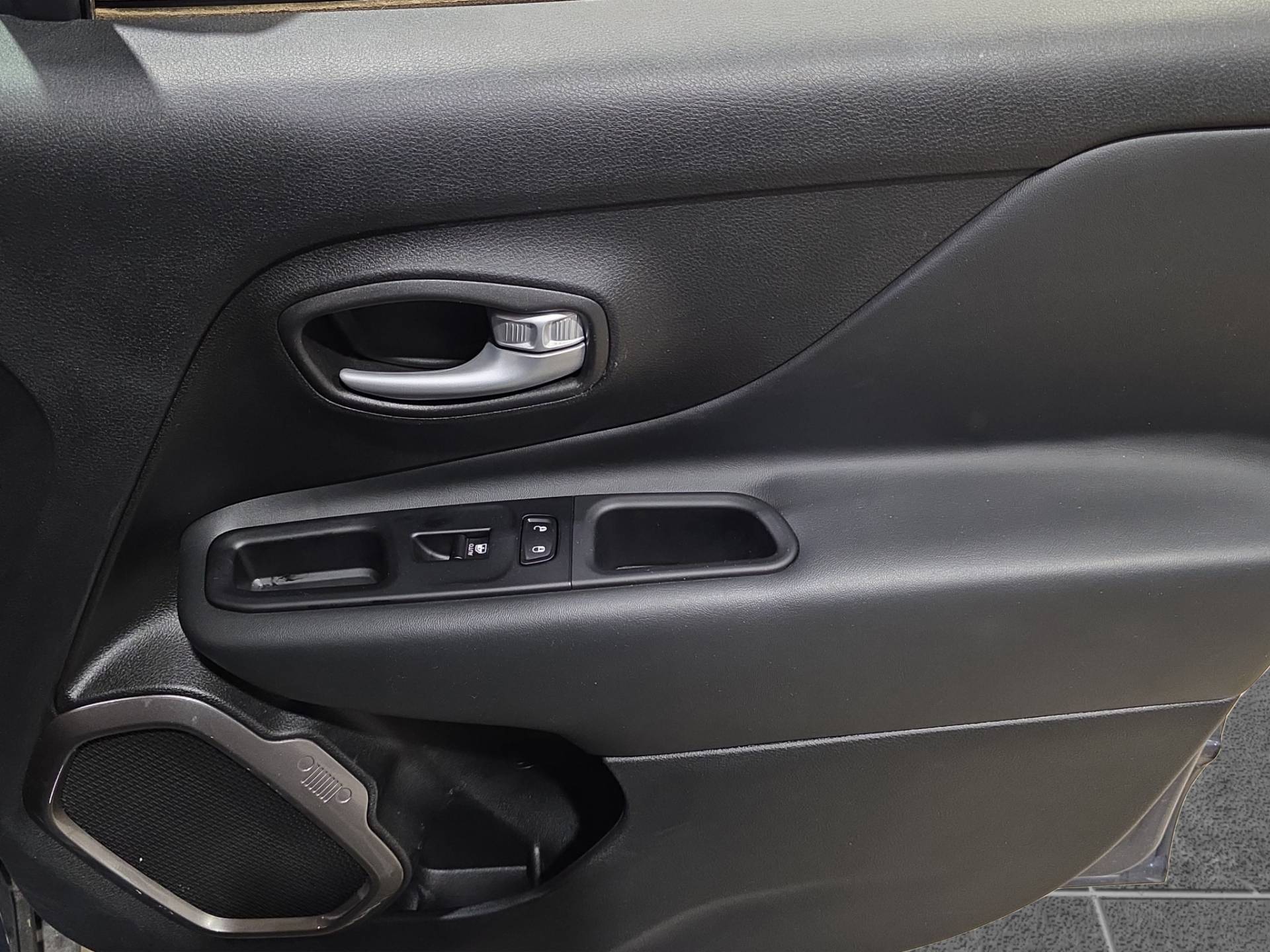 Auto Venduta - JEEP Renegade Renegade 1.5 turbo t4 mhev Summit 2wd dct usata in pronta consegna - Brandini