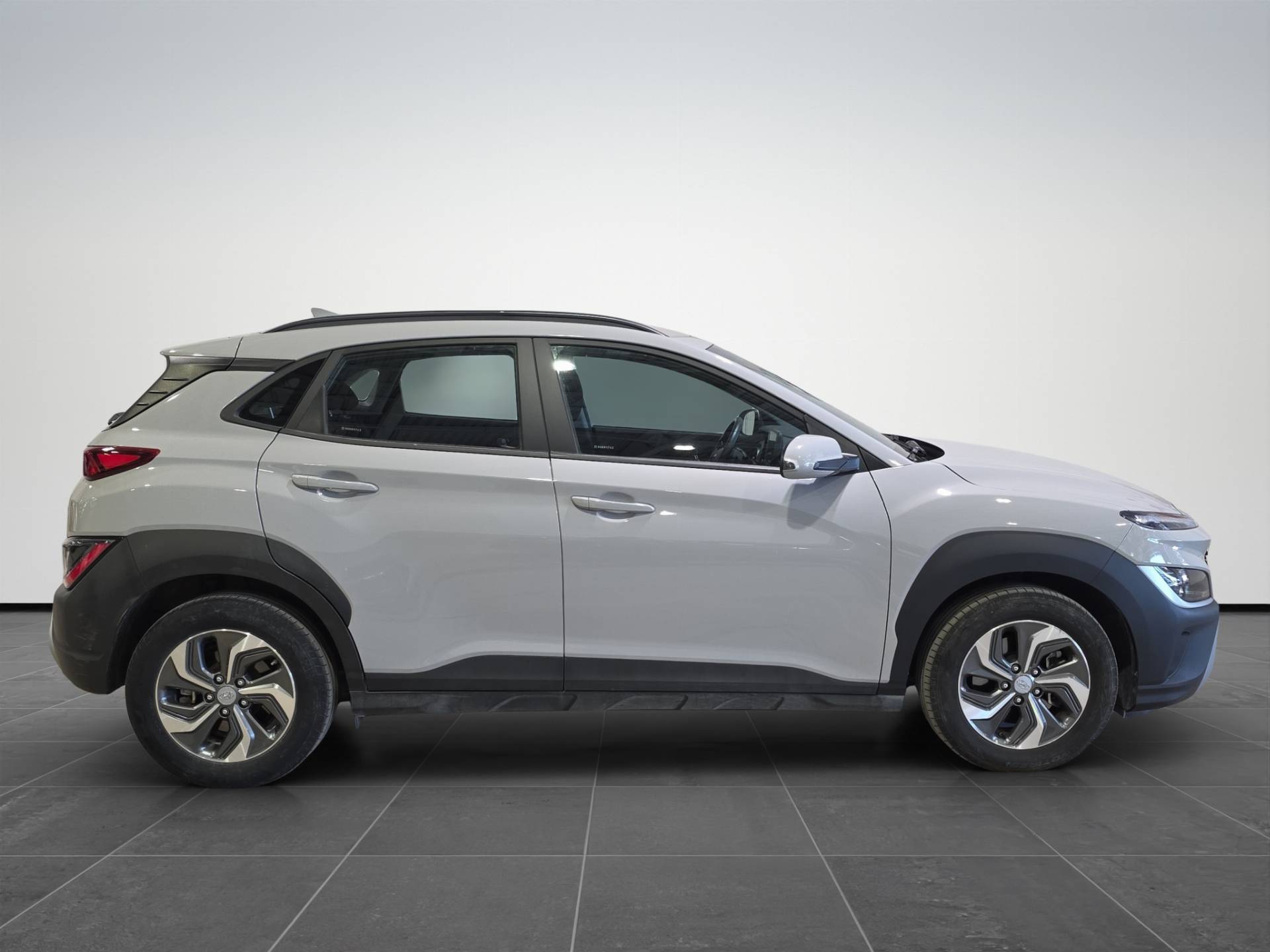 HYUNDAI Kona Kona 1.6 gdi hev Xtech 2wd 141cv dct usata in pronta consegna - Brandini