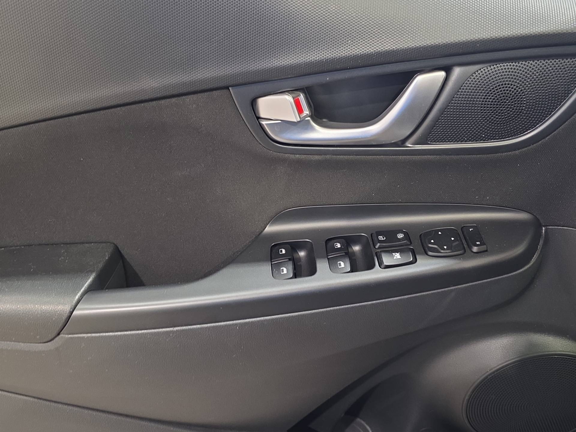 HYUNDAI Kona Kona 1.6 gdi hev Xtech 2wd 141cv dct usata in pronta consegna - Brandini