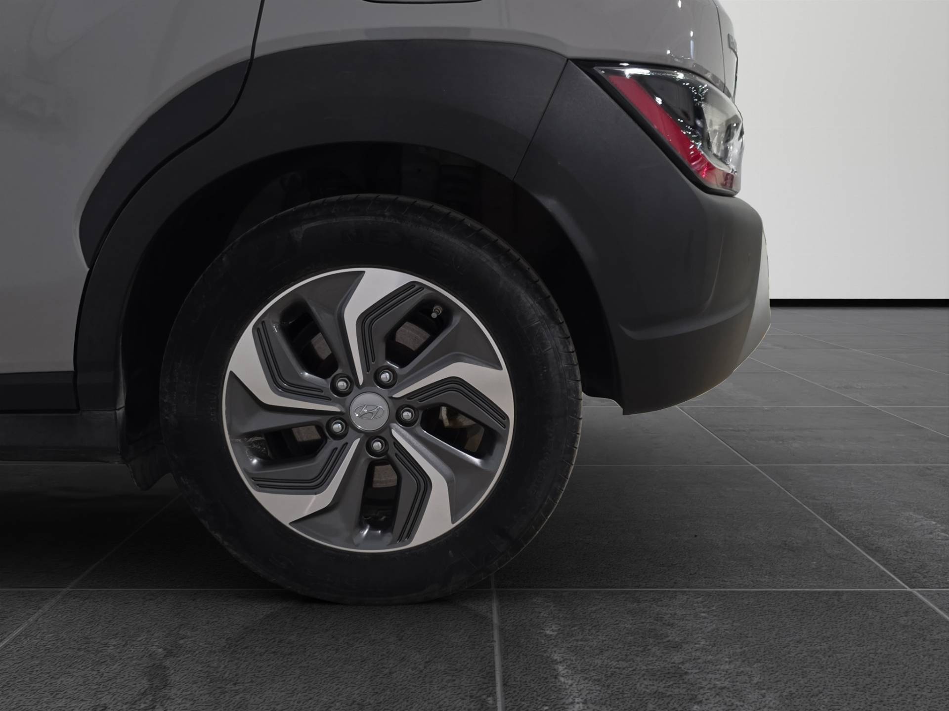 HYUNDAI Kona Kona 1.6 gdi hev Xtech 2wd 141cv dct usata in pronta consegna - Brandini