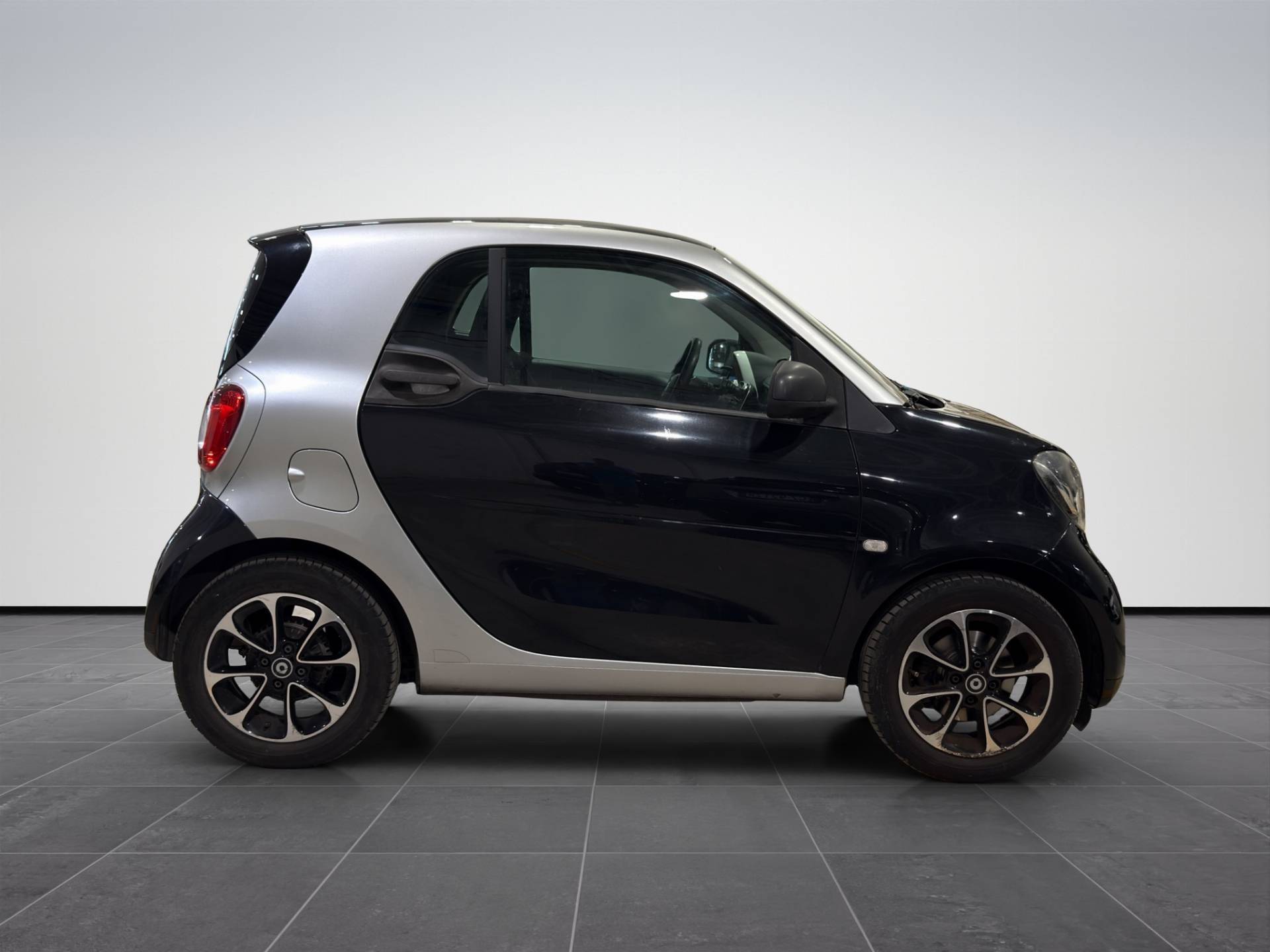 SMART Fortwo Fortwo 1.0 Youngster 61cv usata in pronta consegna - Brandini