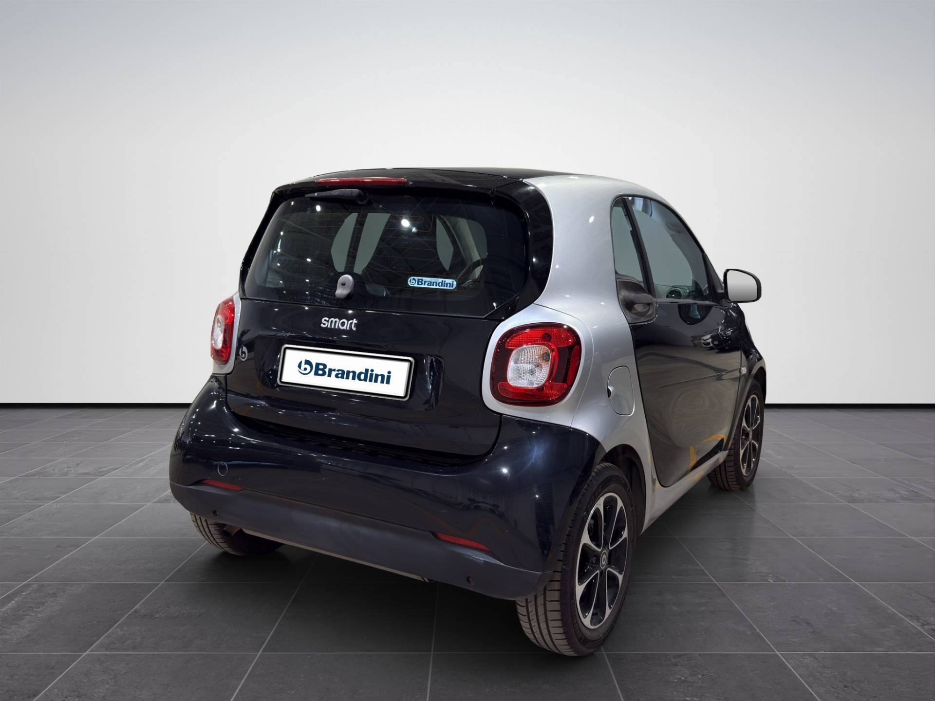 SMART Fortwo Fortwo 1.0 Youngster 61cv usata in pronta consegna - Brandini