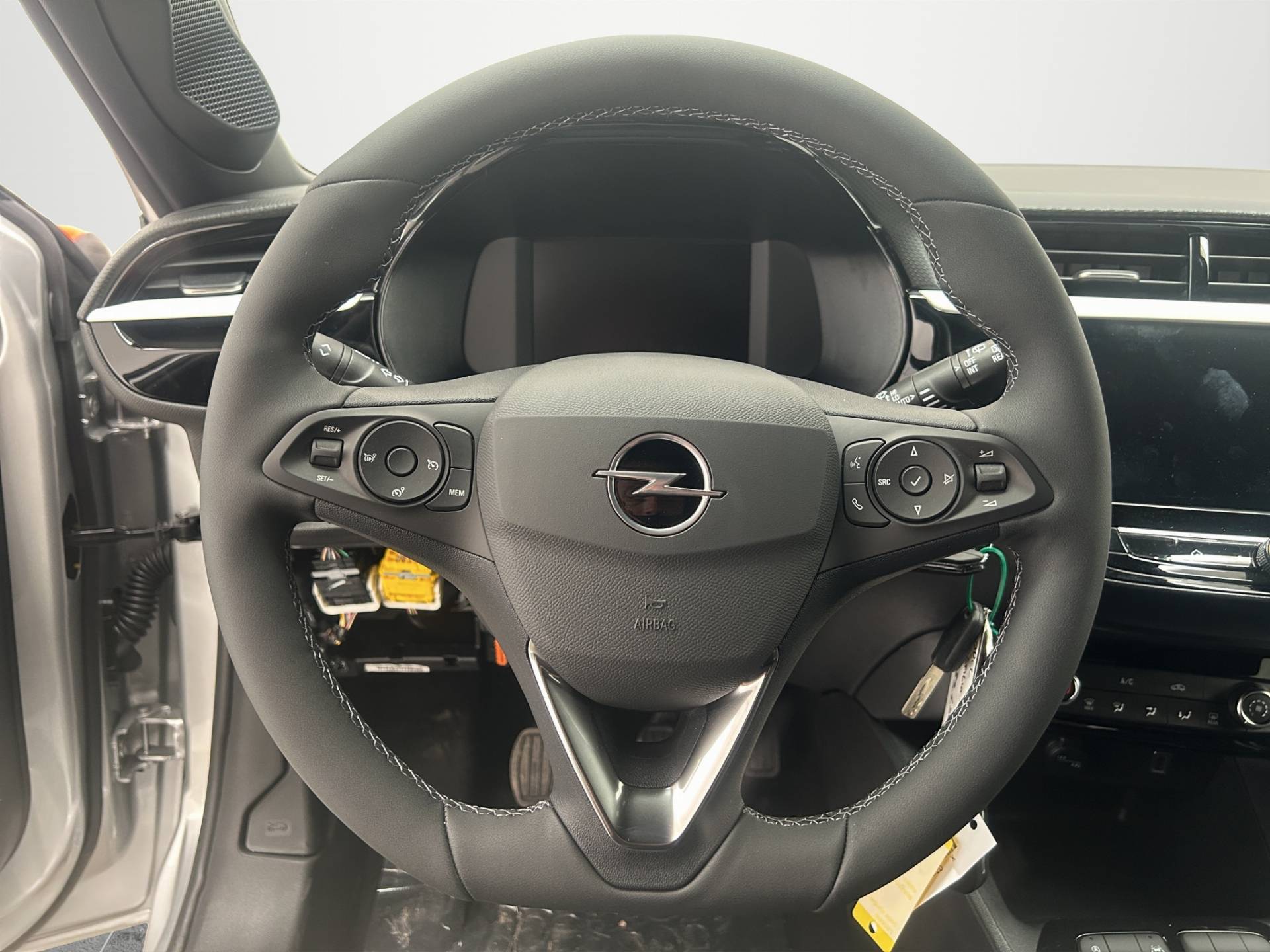 OPEL Corsa Corsa 1.2 Yes s&s 100cv usata in pronta consegna - Brandini