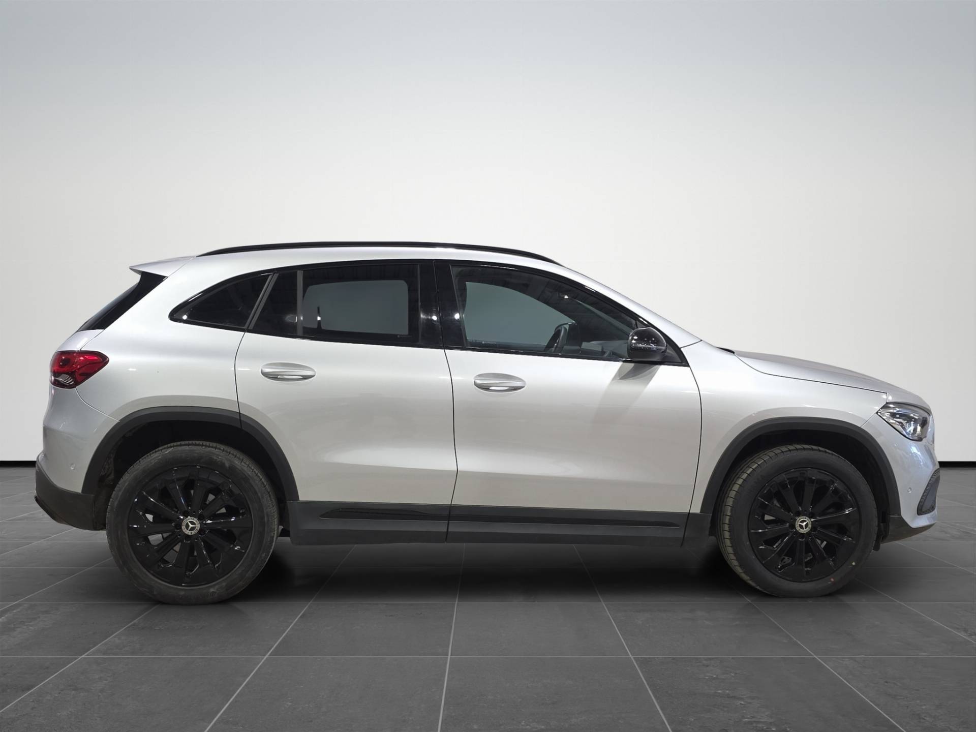 MERCEDES GLA GLA 200 d Sport auto usata in pronta consegna - Brandini
