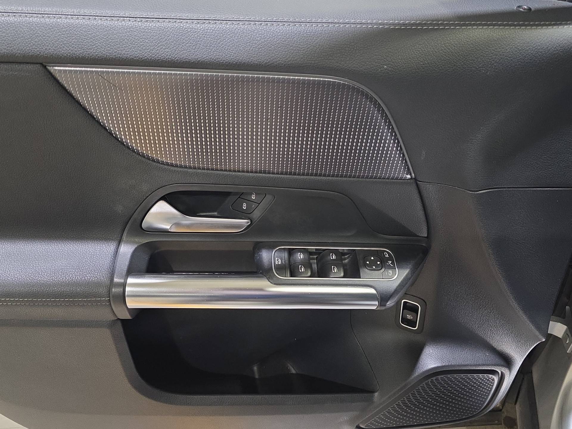 MERCEDES GLA GLA 200 d Sport auto usata in pronta consegna - Brandini