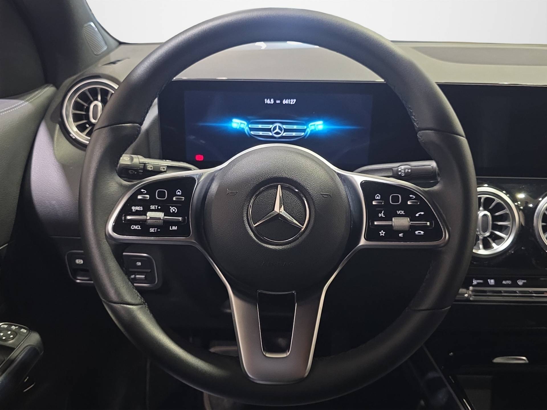 MERCEDES GLA GLA 200 d Sport auto usata in pronta consegna - Brandini