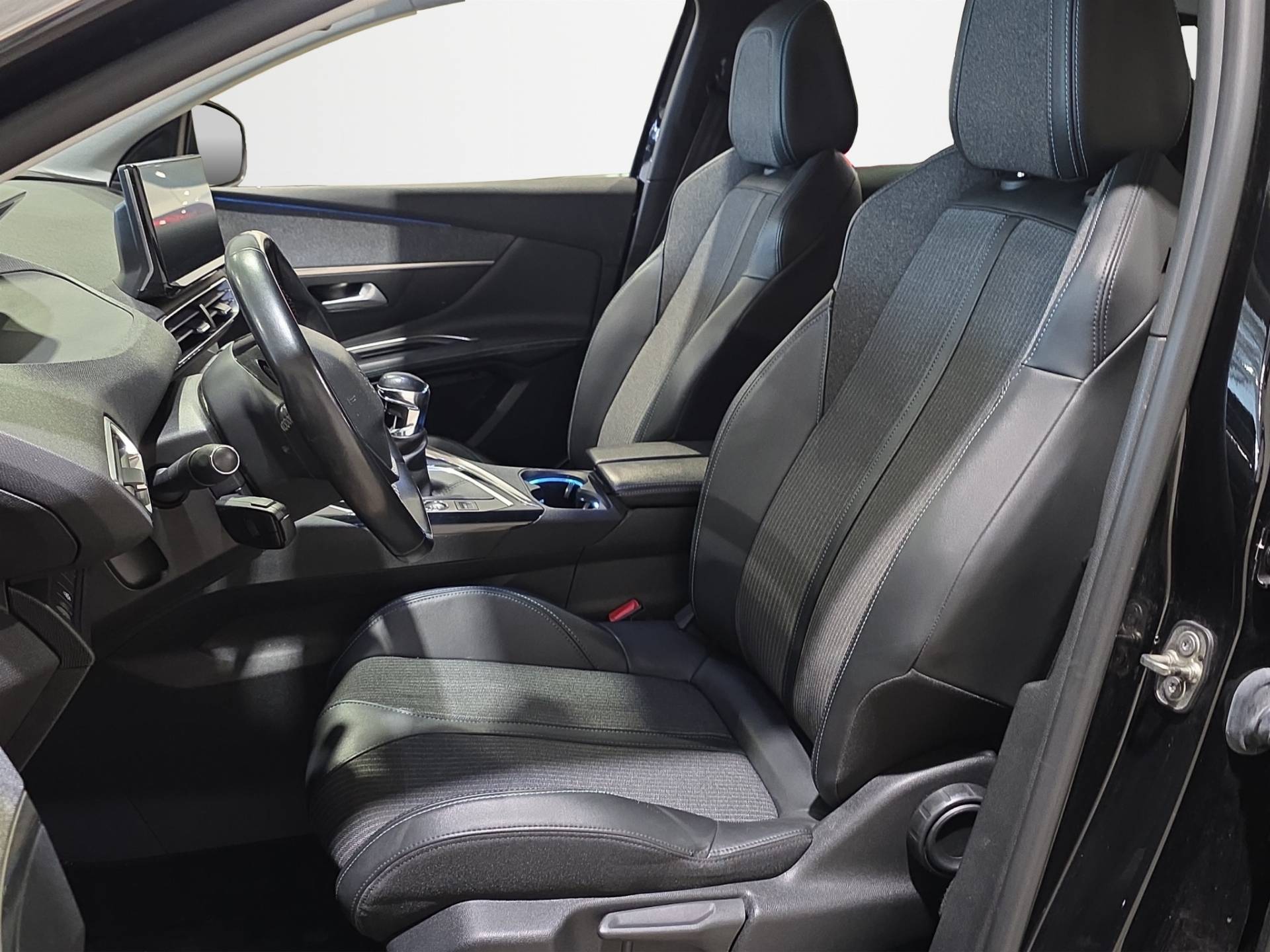 PEUGEOT 3008 3008 1.5 bluehdi Allure s&s 130cv usata in pronta consegna - Brandini