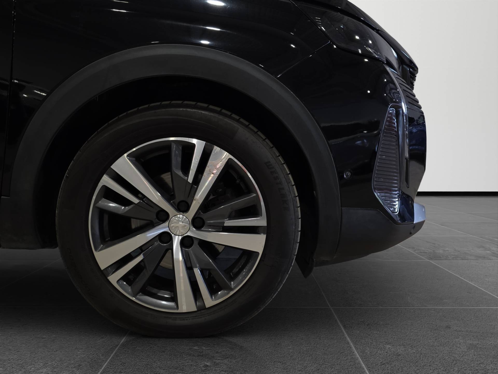 PEUGEOT 3008 3008 1.5 bluehdi Allure s&s 130cv usata in pronta consegna - Brandini