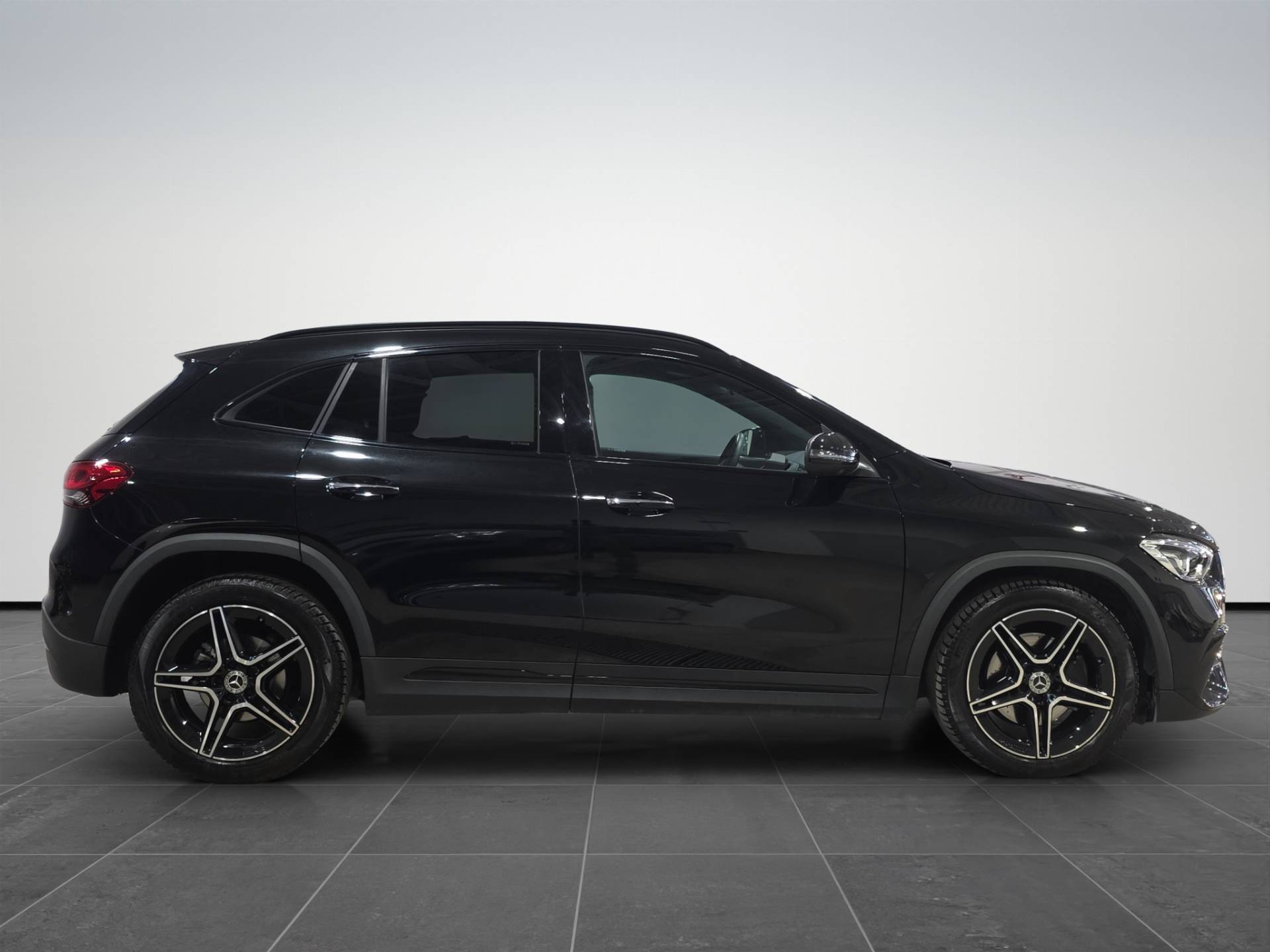 MERCEDES GLA GLA 200 d Premium 4matic auto usata in pronta consegna - Brandini