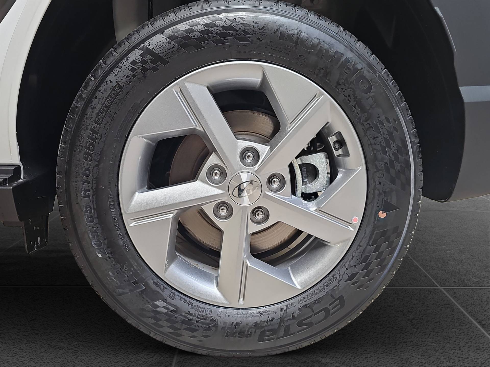 Auto Venduta - HYUNDAI Kona Kona 1.0 t-gdi XTech 2wd 115cv mt usata in pronta consegna - Brandini