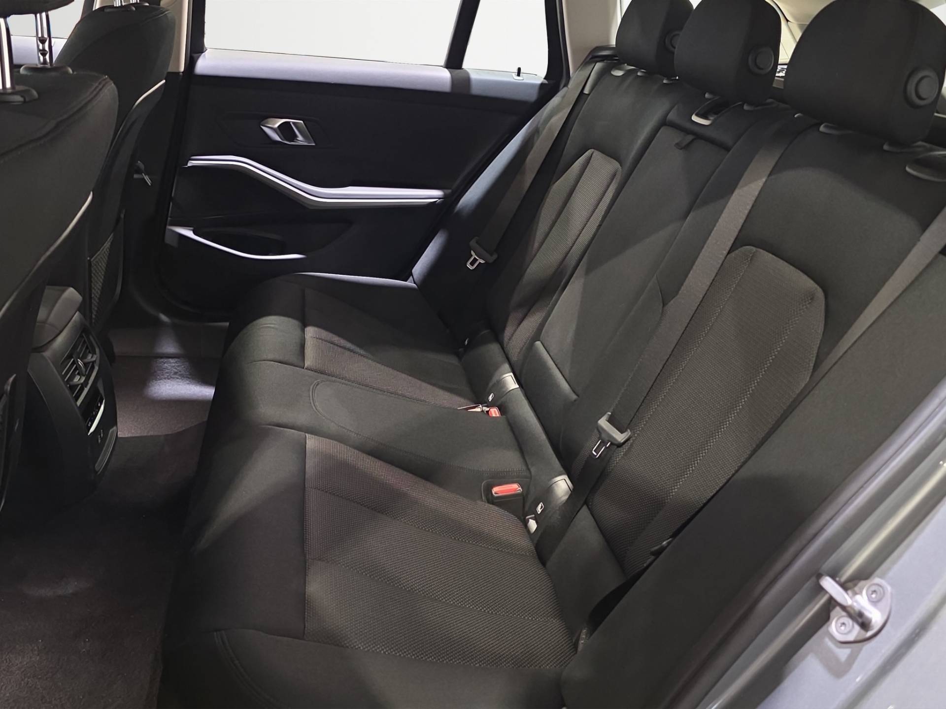 Auto Venduta - BMW Serie 3 Touring 318d Touring mhev 48V auto usata in pronta consegna - Brandini
