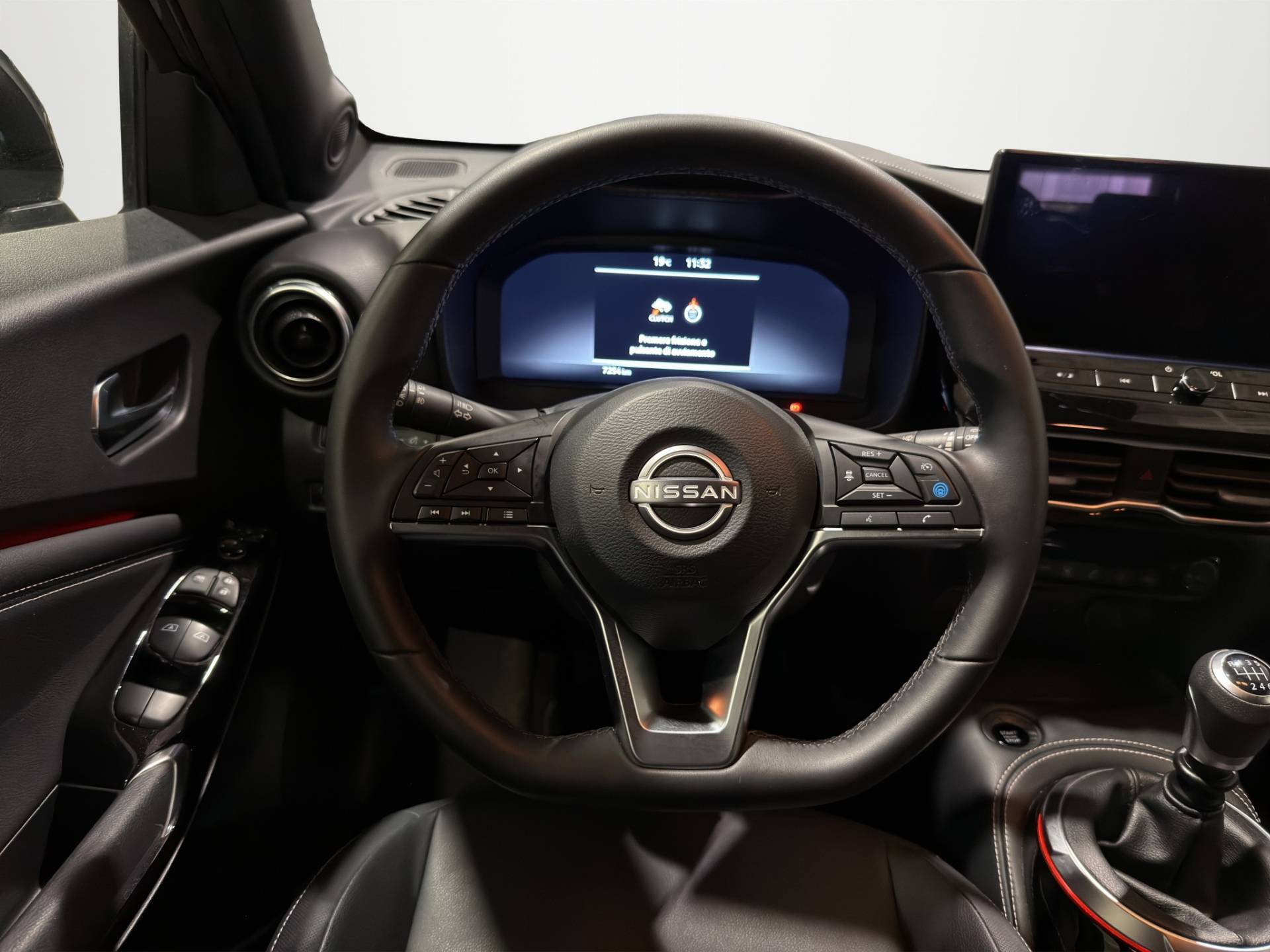 NISSAN Juke Juke 1.0 dig-t Tekna 114cv usata in pronta consegna - Brandini