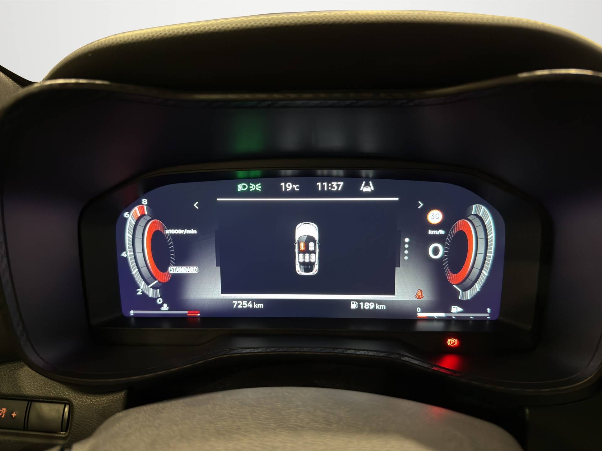 NISSAN Juke Juke 1.0 dig-t Tekna 114cv usata in pronta consegna - Brandini