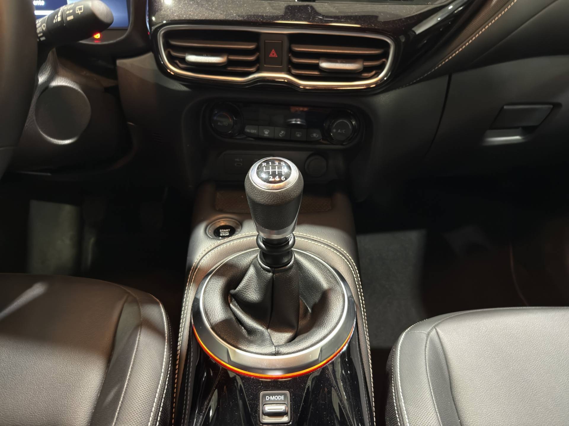 NISSAN Juke Juke 1.0 dig-t Tekna 114cv usata in pronta consegna - Brandini