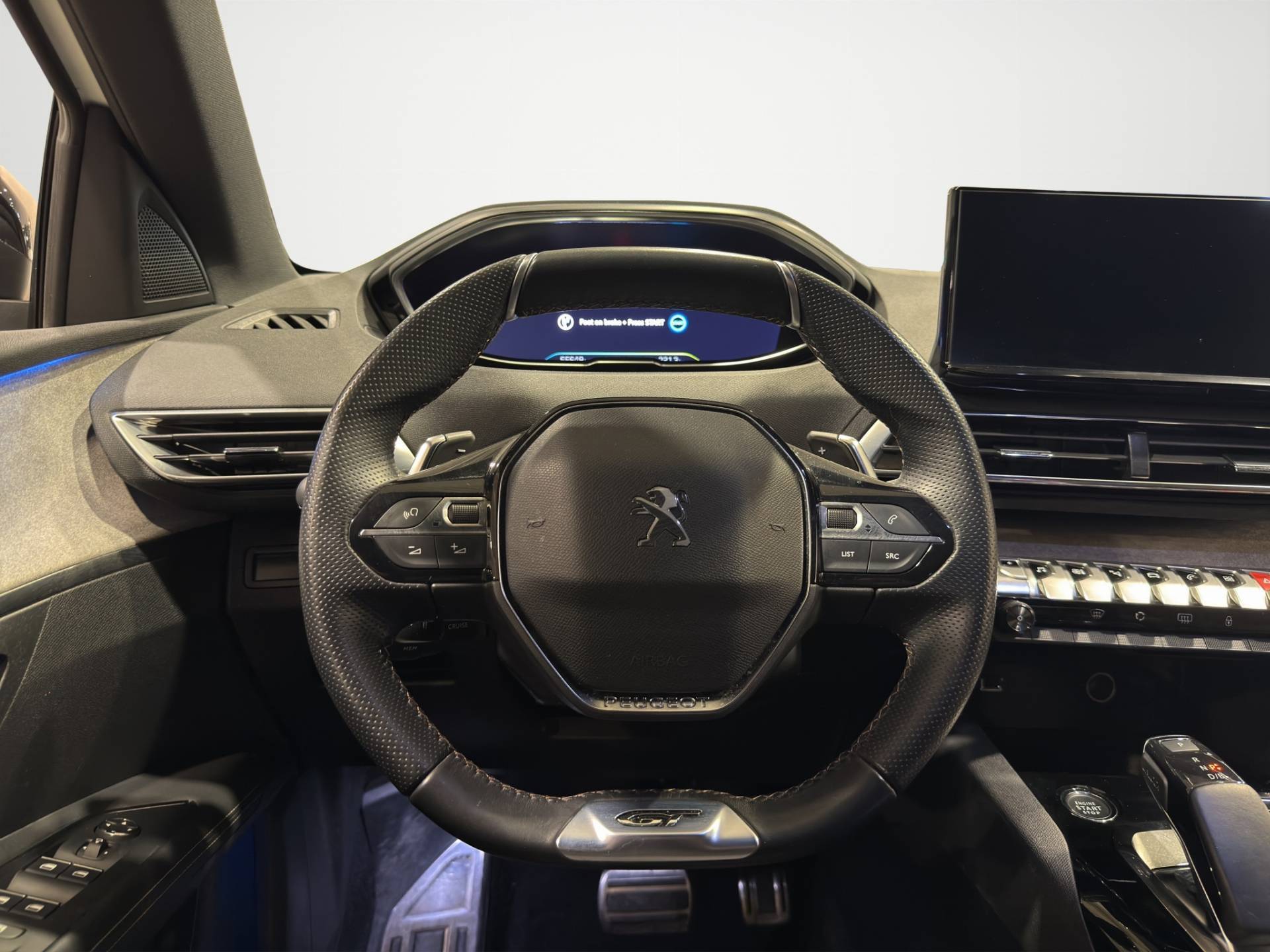 PEUGEOT 3008 3008 1.6 hybrid GT Pack 225cv e-eat8 usata in pronta consegna - Brandini