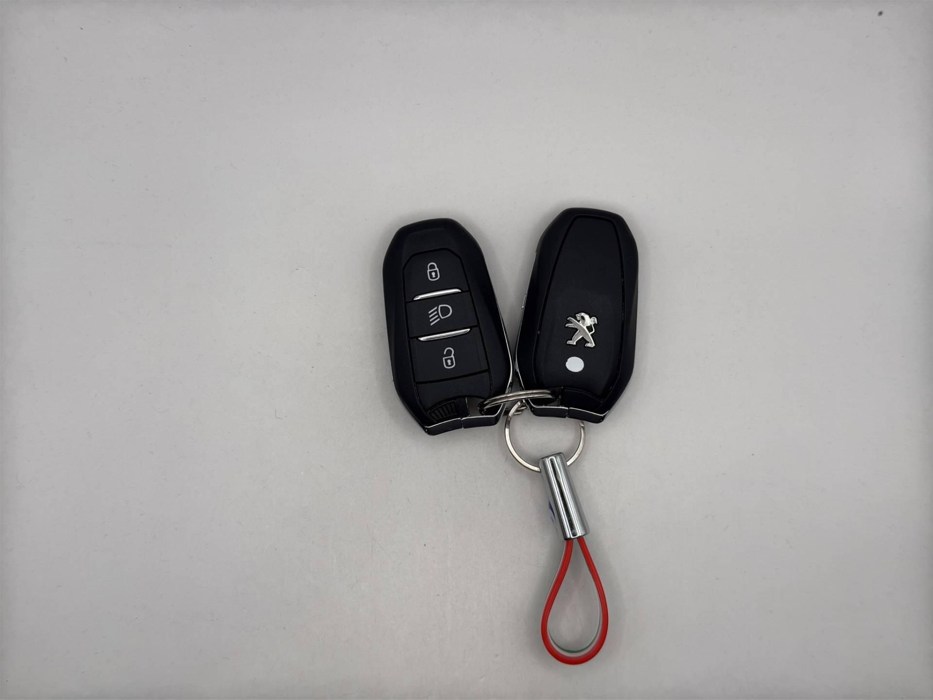 PEUGEOT 3008 3008 1.6 hybrid GT Pack 225cv e-eat8 usata in pronta consegna - Brandini