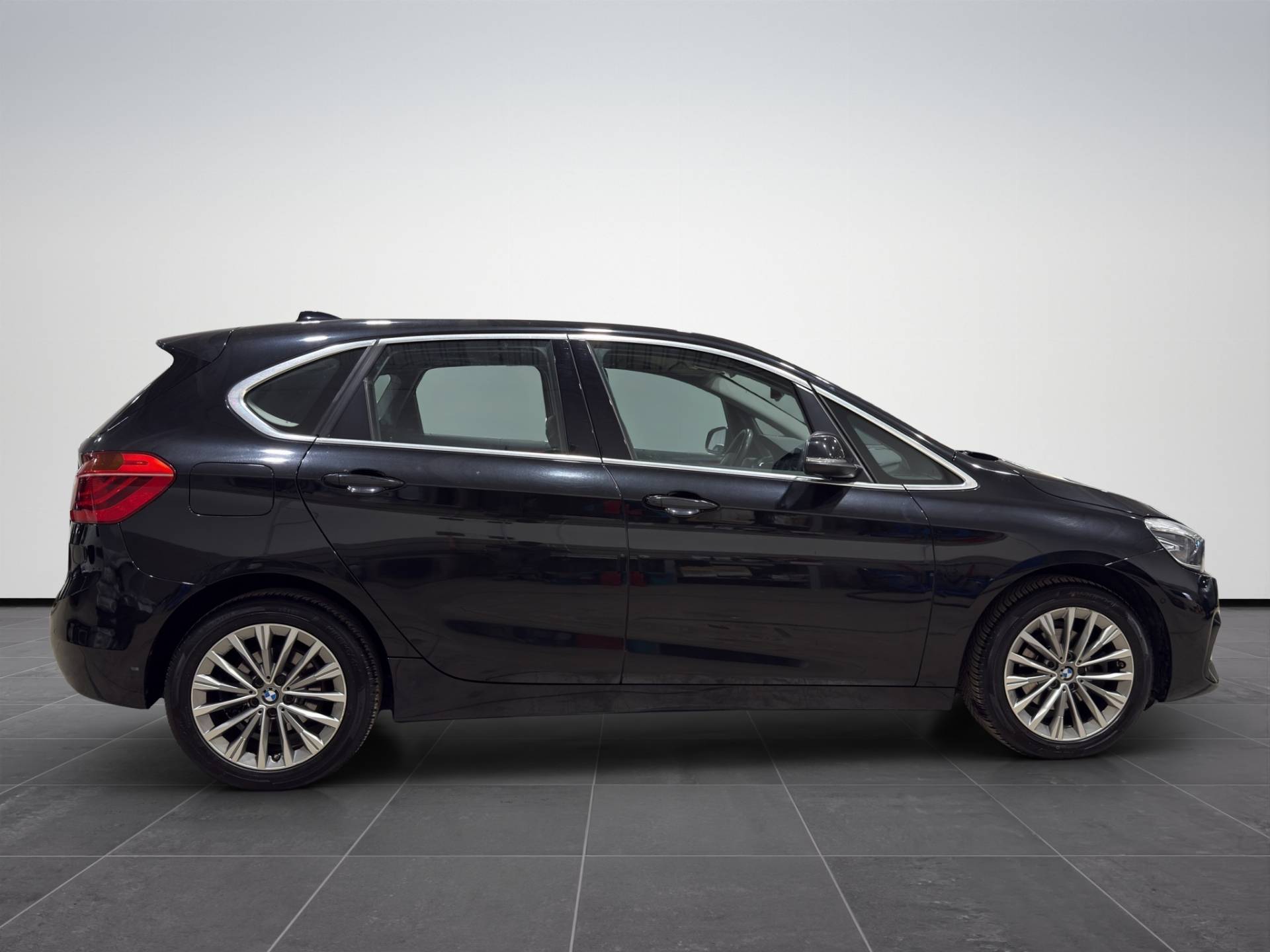 BMW Serie 2 Active Tourer 216d Active Tourer Luxury auto usata in pronta consegna - Brandini