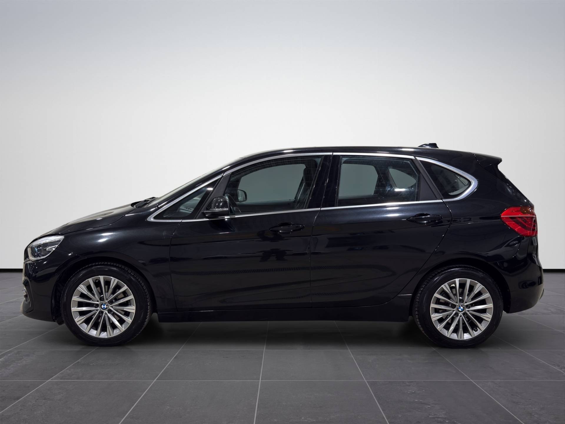 BMW Serie 2 Active Tourer 216d Active Tourer Luxury auto usata in pronta consegna - Brandini