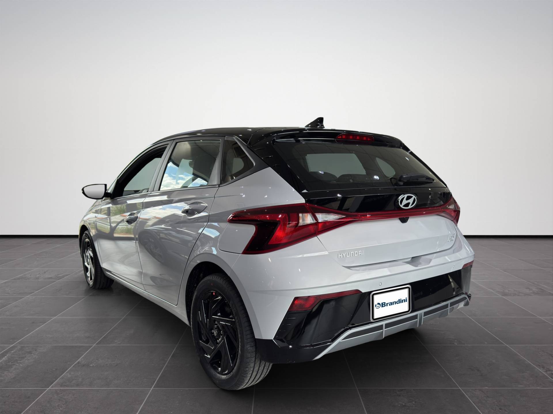 Auto Venduta - HYUNDAI I20 i20 1.0 t-gdi Dark Line 90cv mt usata in pronta consegna - Brandini
