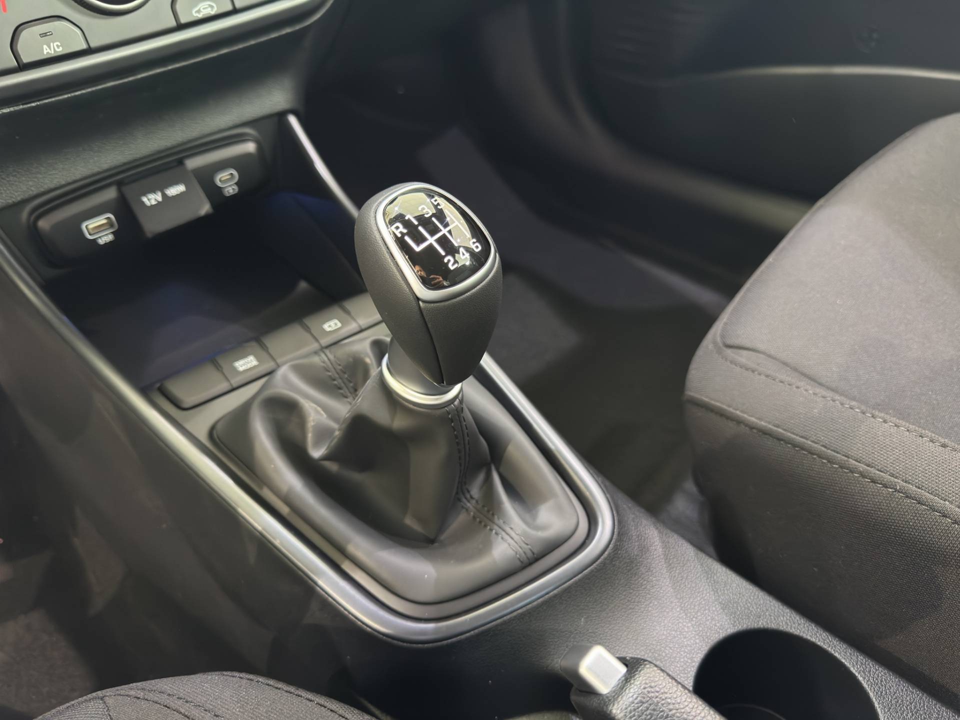 HYUNDAI Bayon Bayon 1.0 t-gdi Dark Line 90cv mt usata in pronta consegna - Brandini