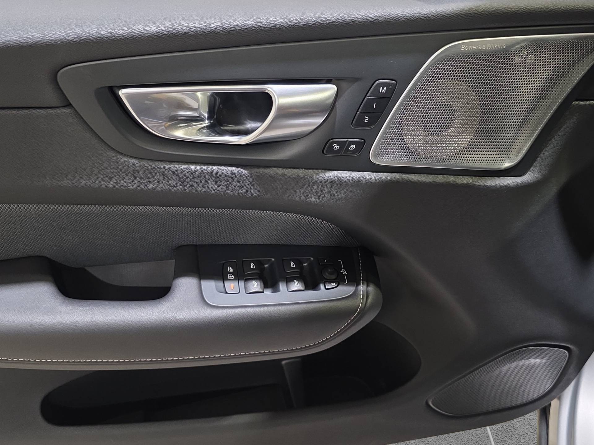 VOLVO XC60 XC60 2.0 t8 recharge phev obc 6,4kW Polestar Engineered awd 310cv auto usata in pronta consegna - Brandini