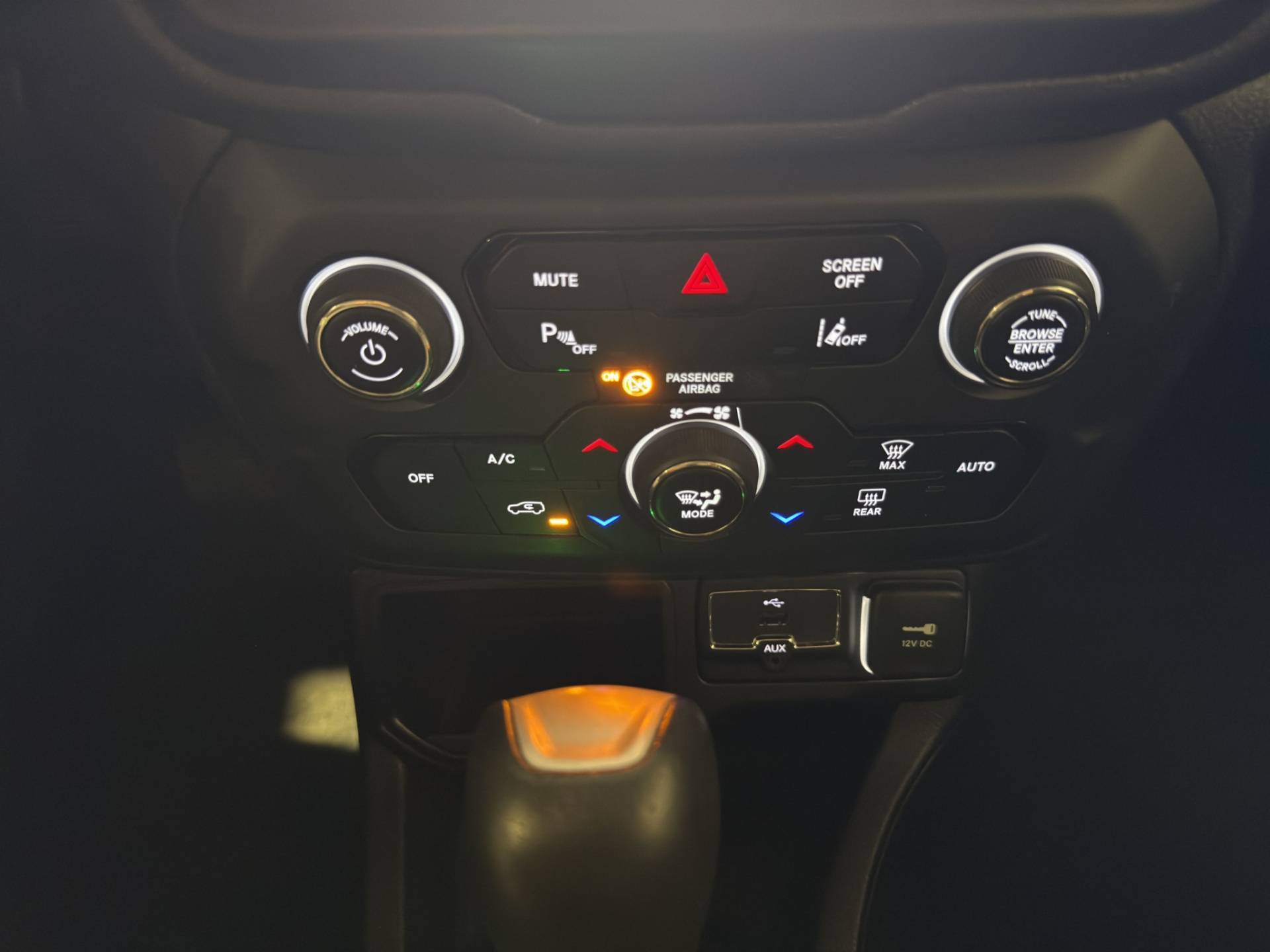 Auto Venduta - JEEP Renegade Renegade 1.5 turbo t4 mhev Limited 2wd 130cv dct usata in pronta consegna - Brandini