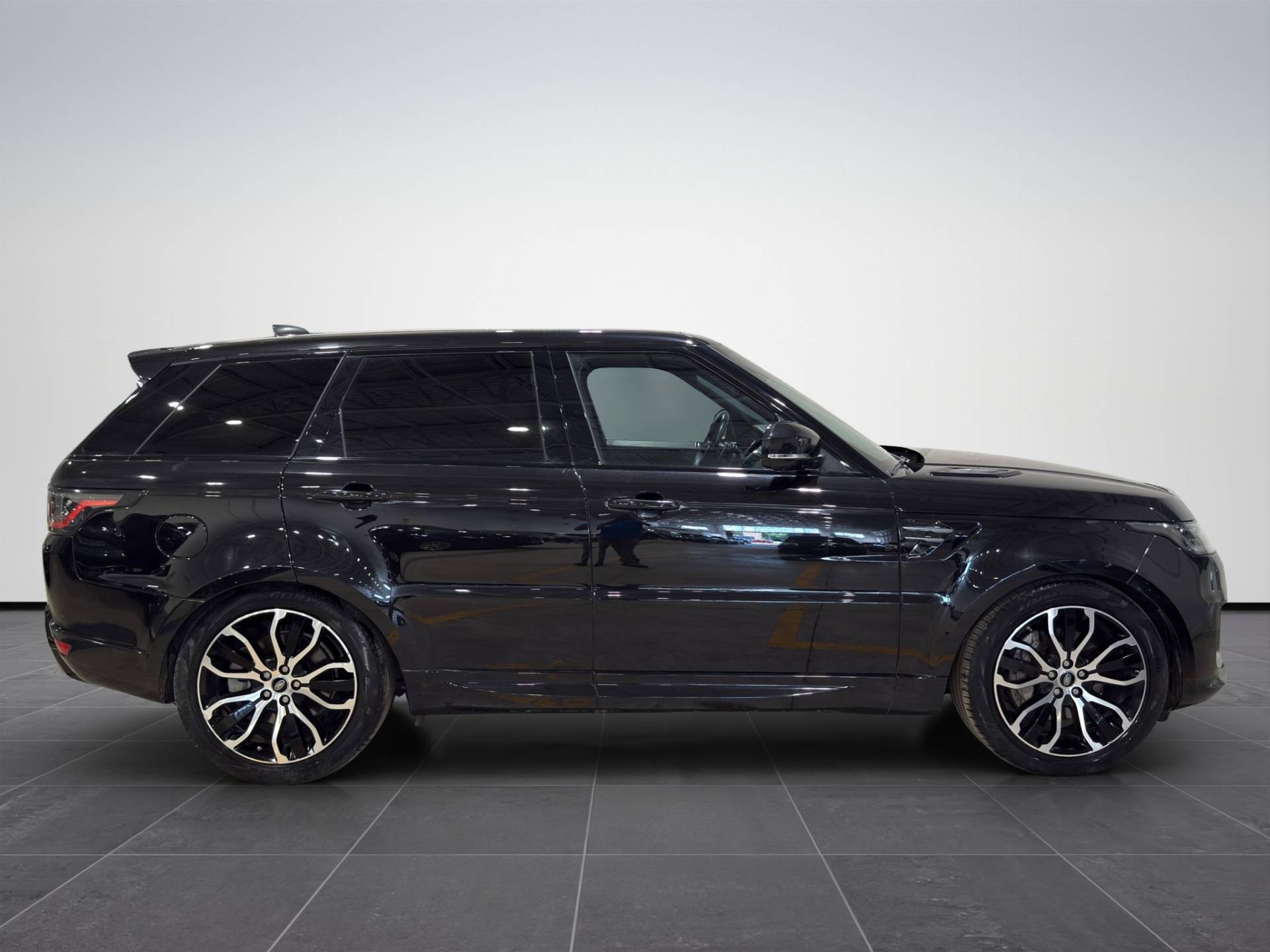 LAND ROVER Range Rover Sport Range Rover Sport 3.0d i6 mhev HSE Dynamic Stealth 249cv auto usata in pronta consegna - Brandini