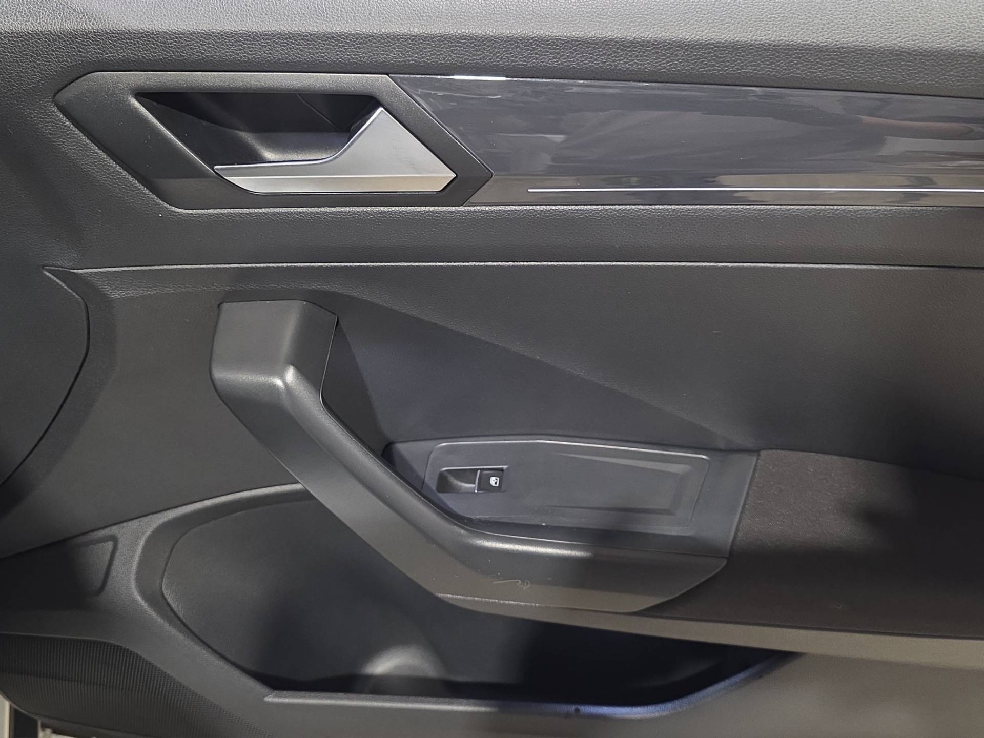 Auto Venduta - VOLKSWAGEN T-Roc T-Roc 2.0 tdi Advanced 4motion usata in pronta consegna - Brandini