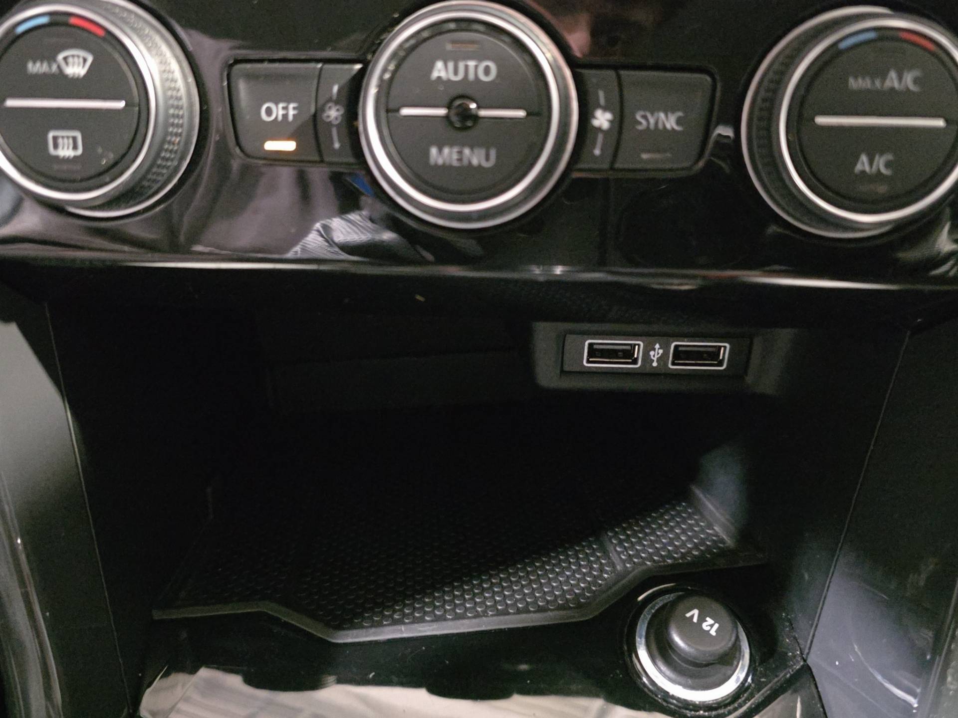 Auto Venduta - VOLKSWAGEN T-Roc T-Roc 2.0 tdi Advanced 4motion usata in pronta consegna - Brandini