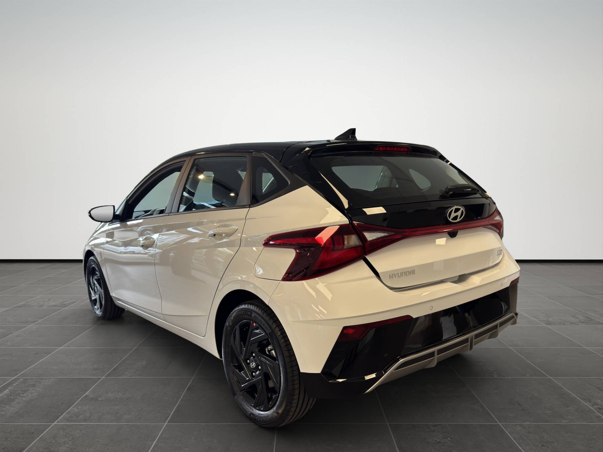 Auto Venduta - HYUNDAI I20 i20 1.0 t-gdi Dark Line 90cv mt usata in pronta consegna - Brandini