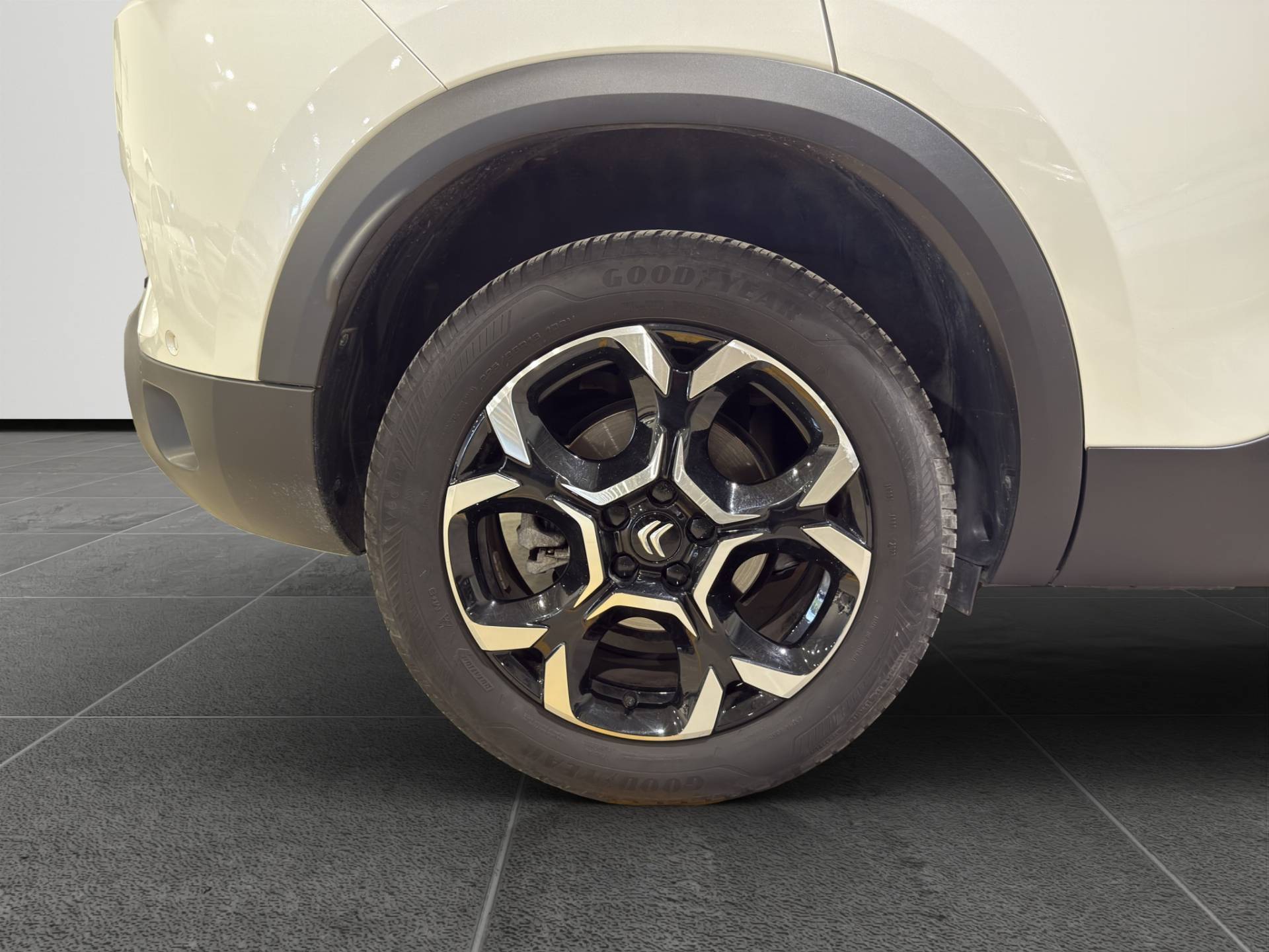 CITROEN C5 Aircross C5 Aircross 1.5 bluehdi Shine s&s 130cv eat8 usata in pronta consegna - Brandini