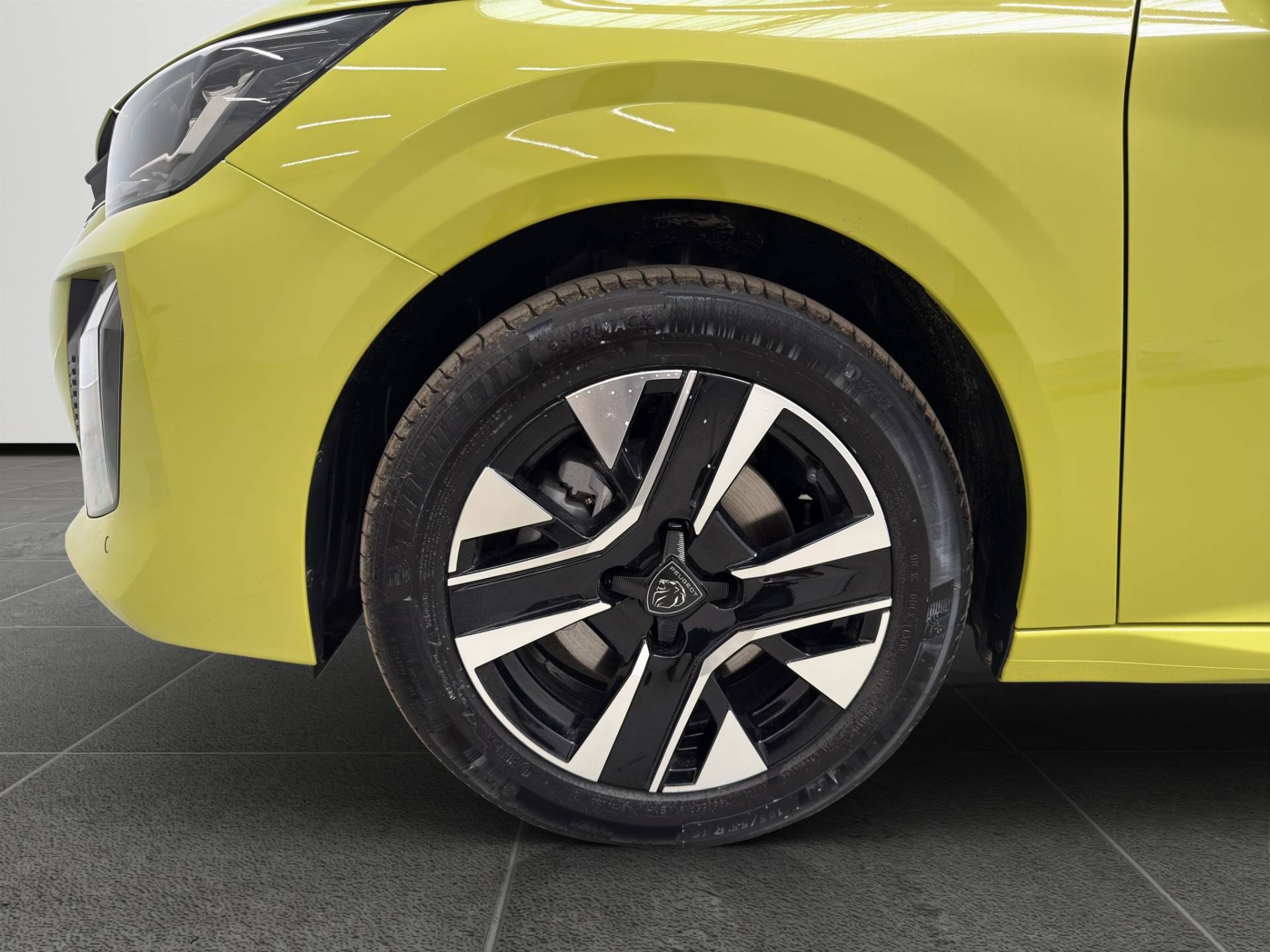 PEUGEOT 208 208 1.2 turbo Edition 100cv usata in pronta consegna - Brandini