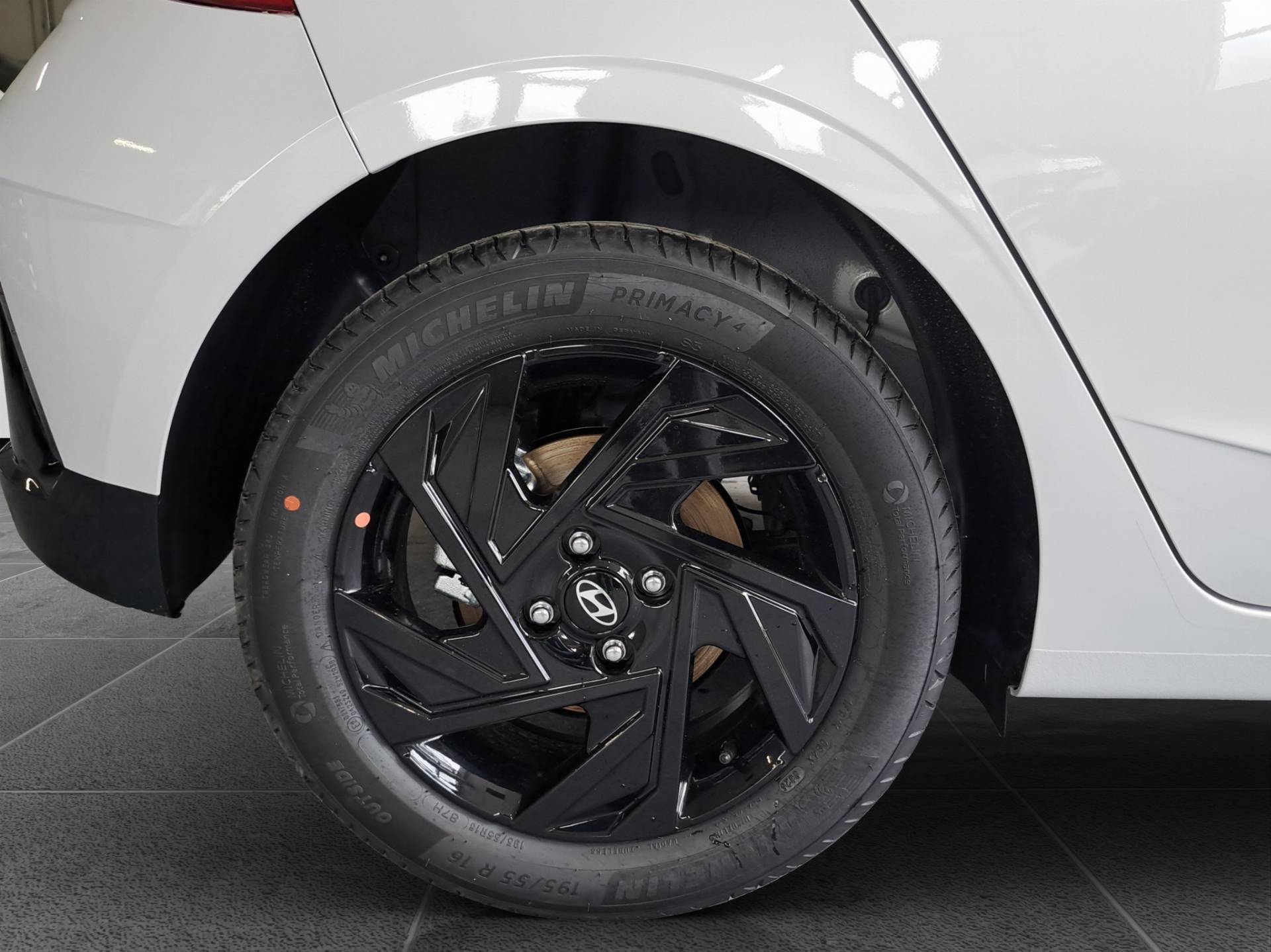 Auto Venduta - HYUNDAI I20 i20 1.0 t-gdi Dark Line 90cv mt usata in pronta consegna - Brandini