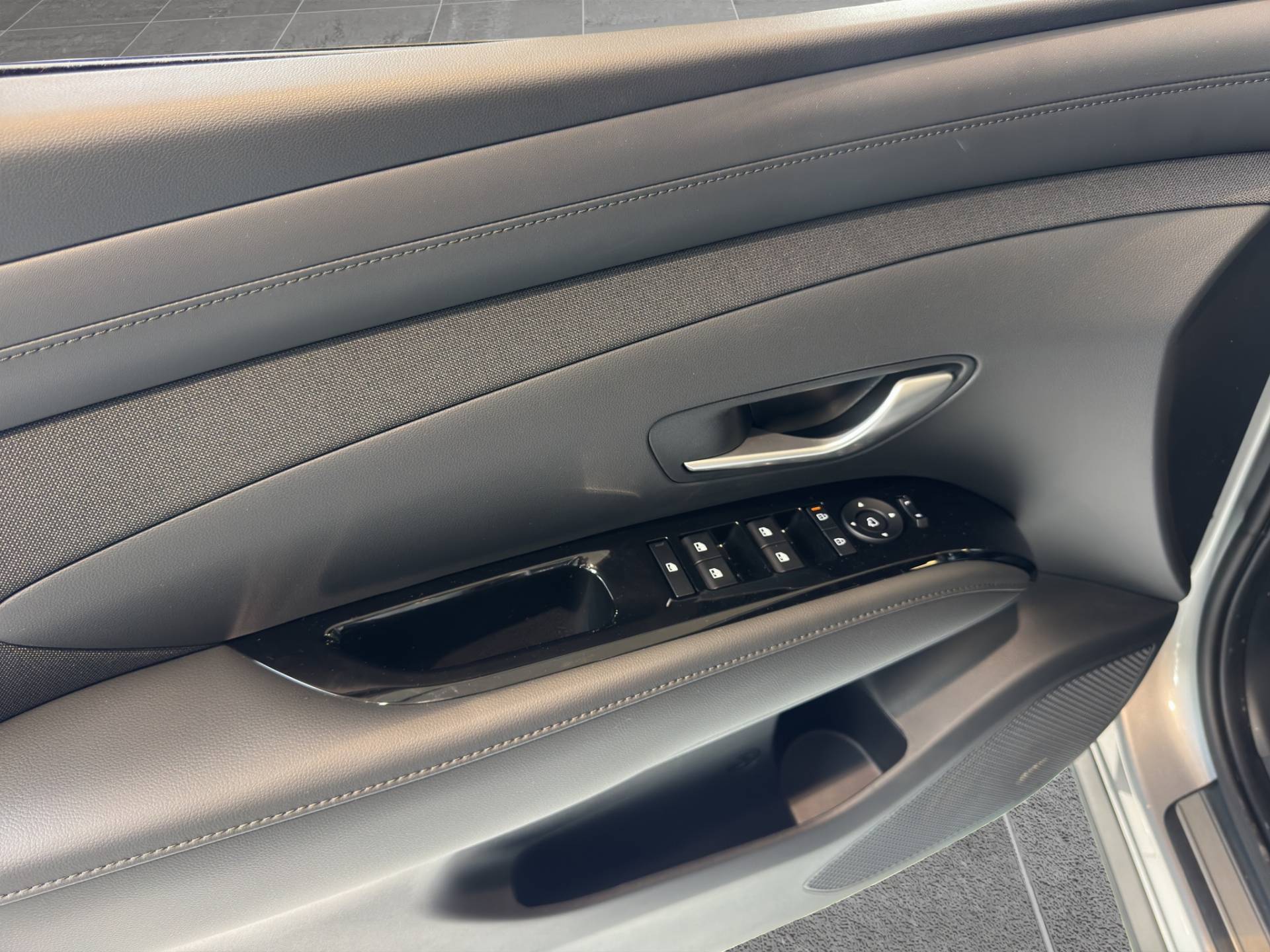 Auto Venduta - HYUNDAI Tucson Tucson 1.6 hev Dark Line 2wd 239cv auto usata in pronta consegna - Brandini