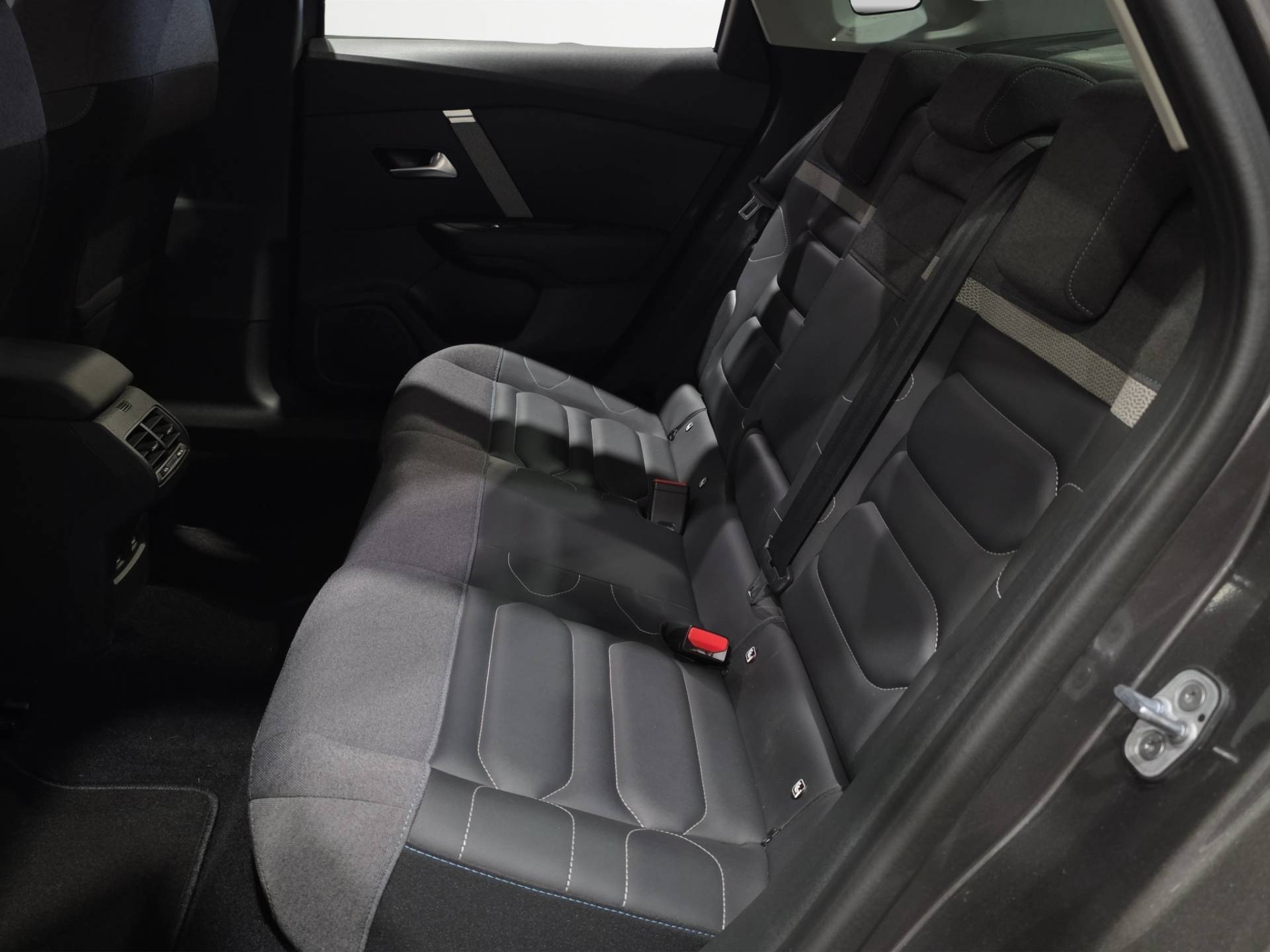 CITROEN C4 X C4 X 1.2 puretech Shine s&s 130cv eat8 usata in pronta consegna - Brandini