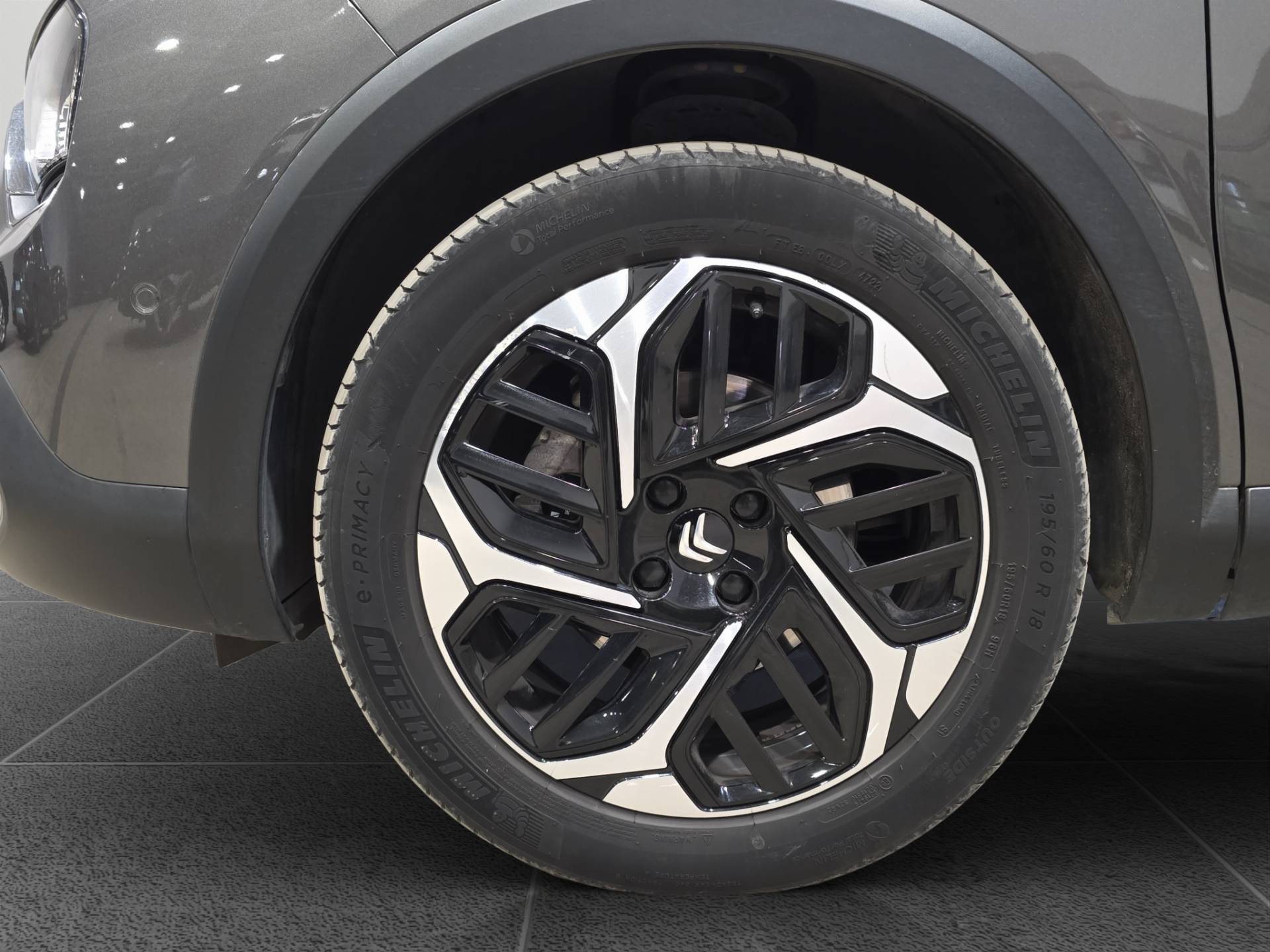 CITROEN C4 X C4 X 1.2 puretech Shine s&s 130cv eat8 usata in pronta consegna - Brandini