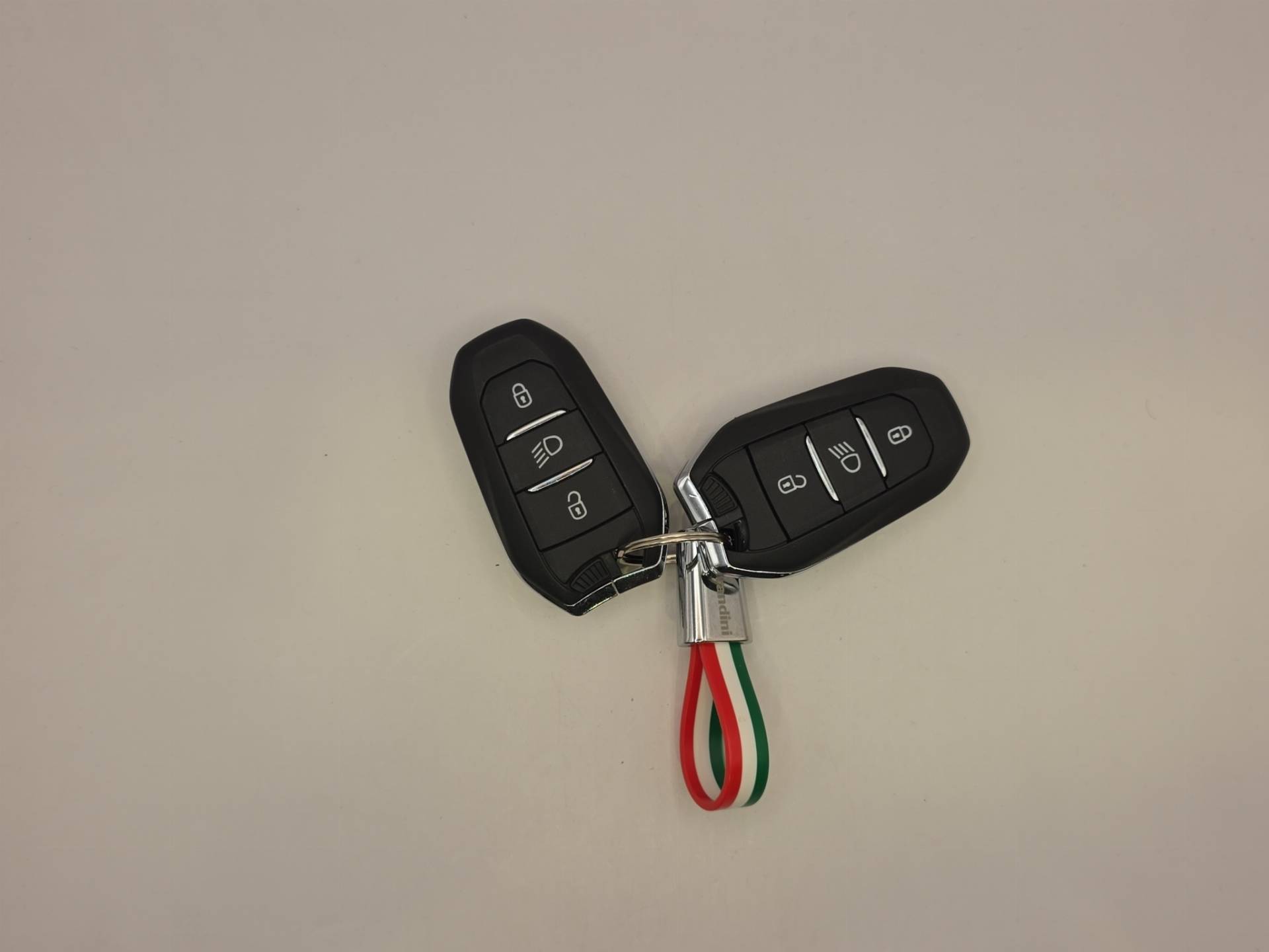 CITROEN C4 X C4 X 1.2 puretech Shine s&s 130cv eat8 usata in pronta consegna - Brandini